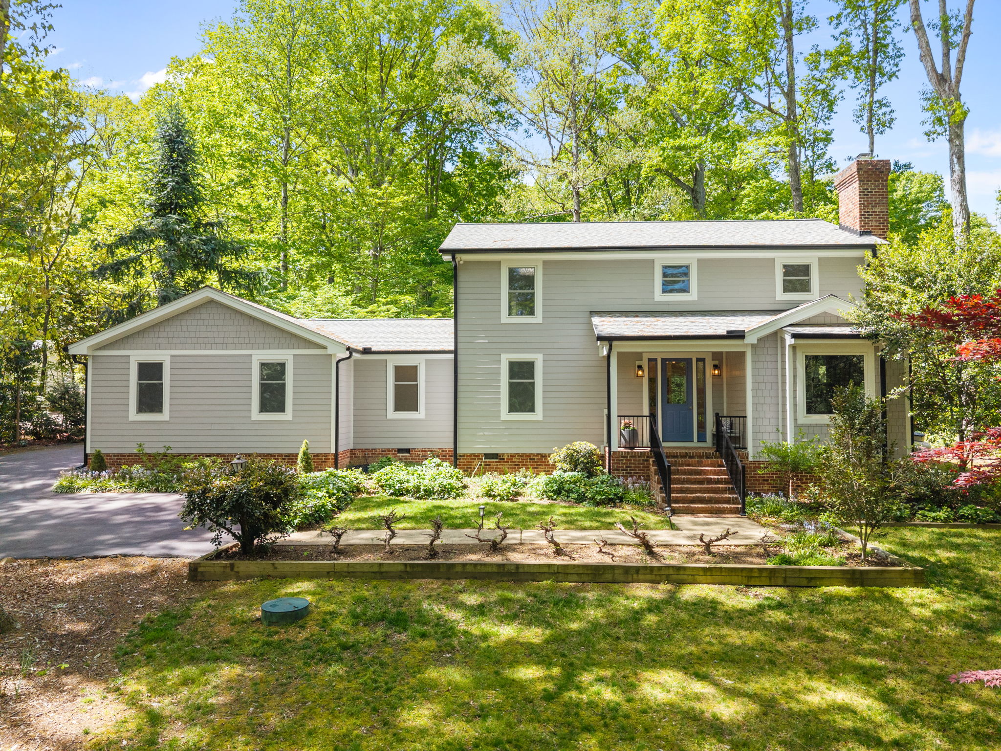  8 Sedgewood Road, Chapel Hill, NC 27514 - 物件實景