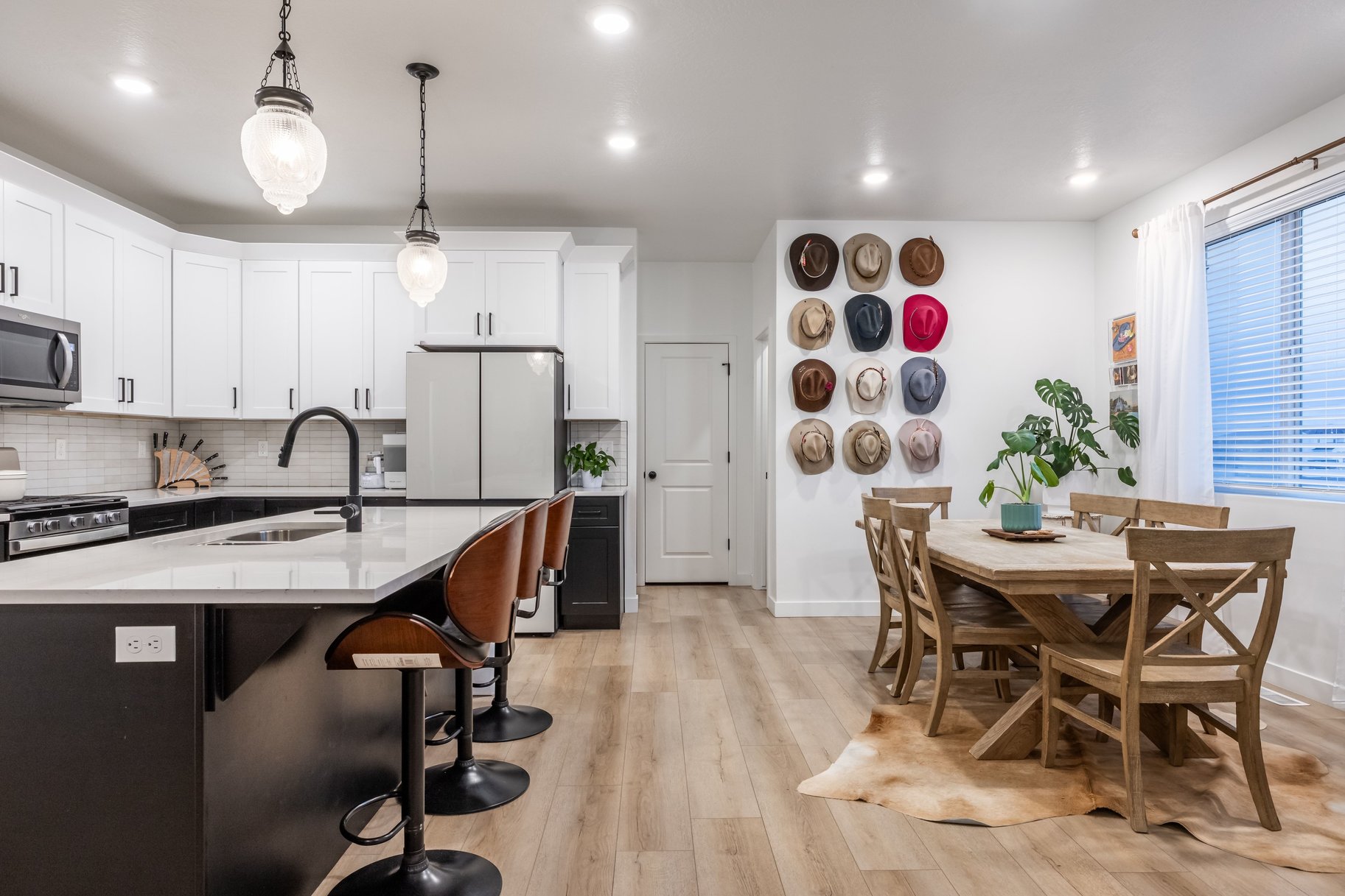  Better Than New Construction in Eagle Mountain, 2-Story with Finished Basement - 物件實景