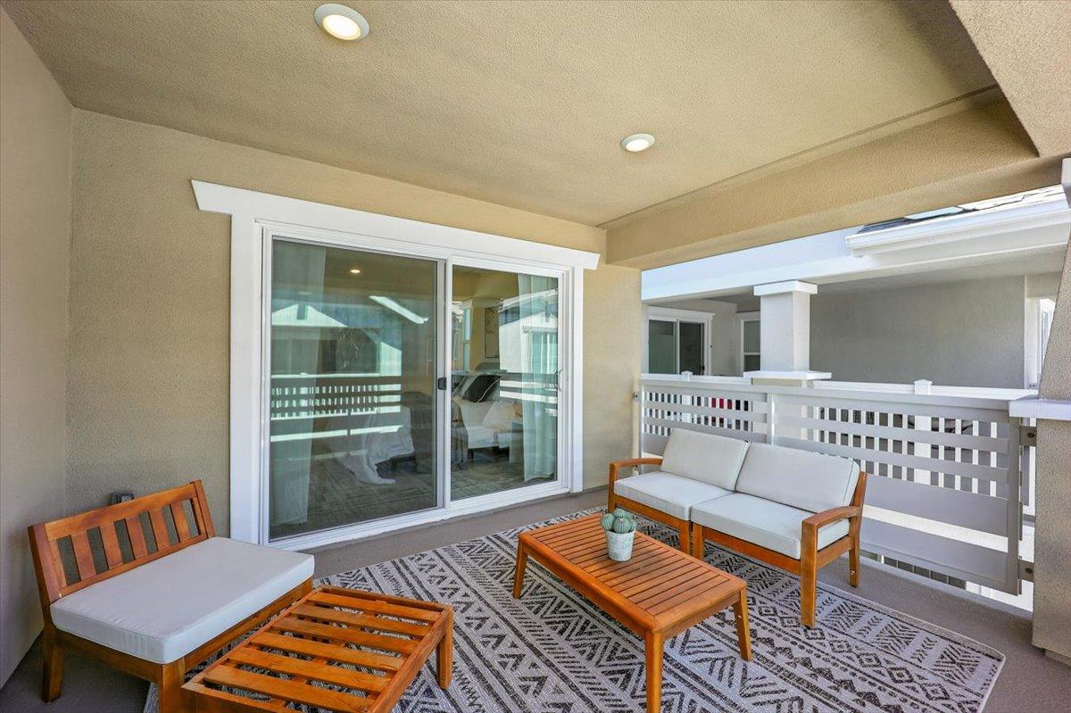 Newark, California, 94560, United States, 4 Bedrooms Bedrooms, ,4 BathroomsBathrooms,Residential,For Sale,1926207