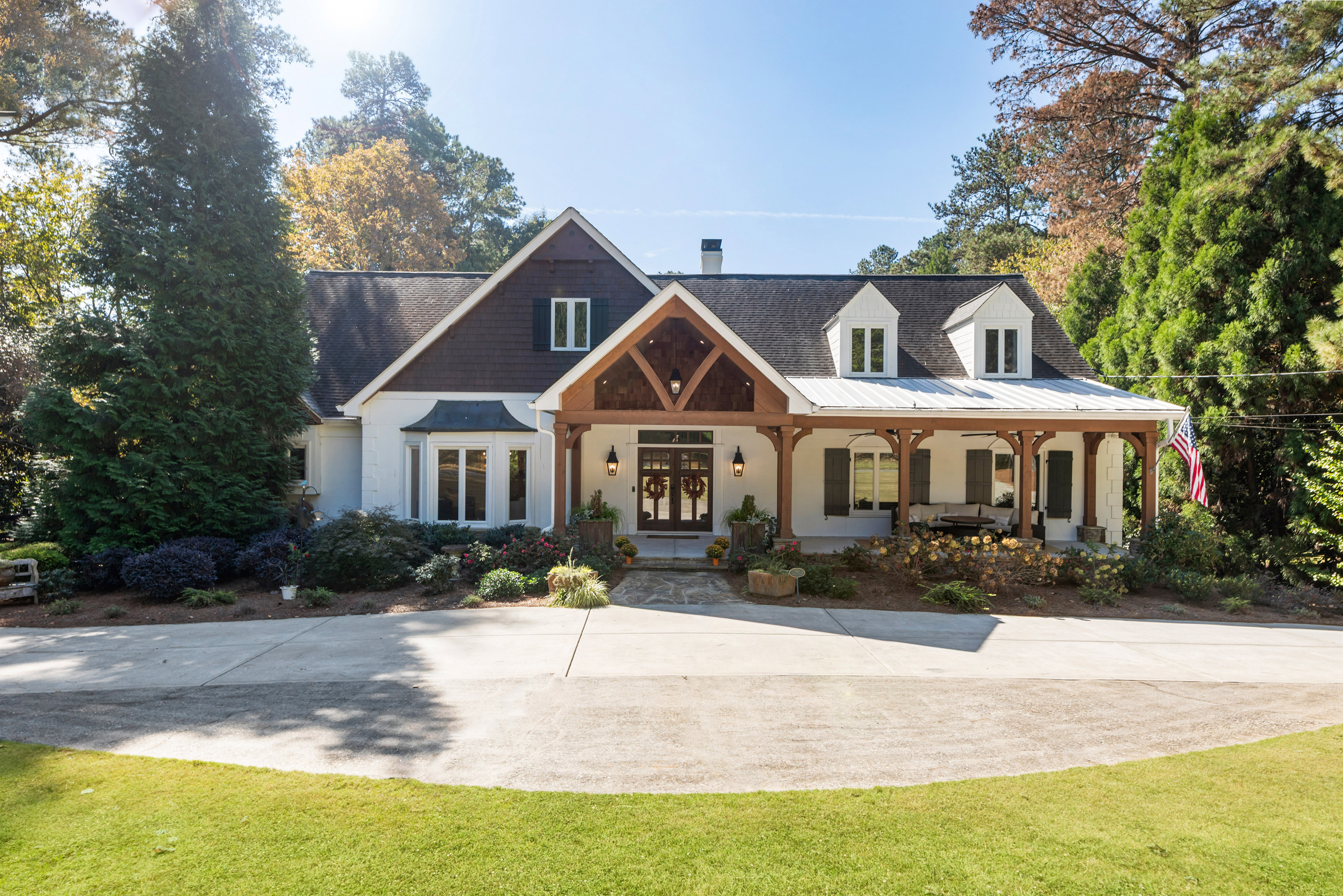  Gated One-Acre Estate Near Downtown Alpharetta and Crabapple - 物件實景