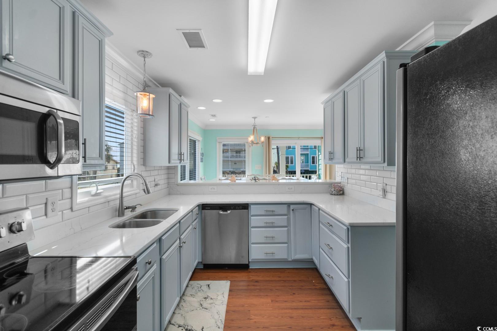 North Myrtle Beach, South Carolina, 29582, United States, 5 Bedrooms Bedrooms, ,4 BathroomsBathrooms,Residential,For Sale,2005594