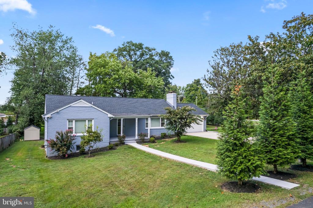 Falls Church, Virginia, 22043, United States, 5 Bedrooms Bedrooms, ,3 BathroomsBathrooms,Residential,For Sale,1977846