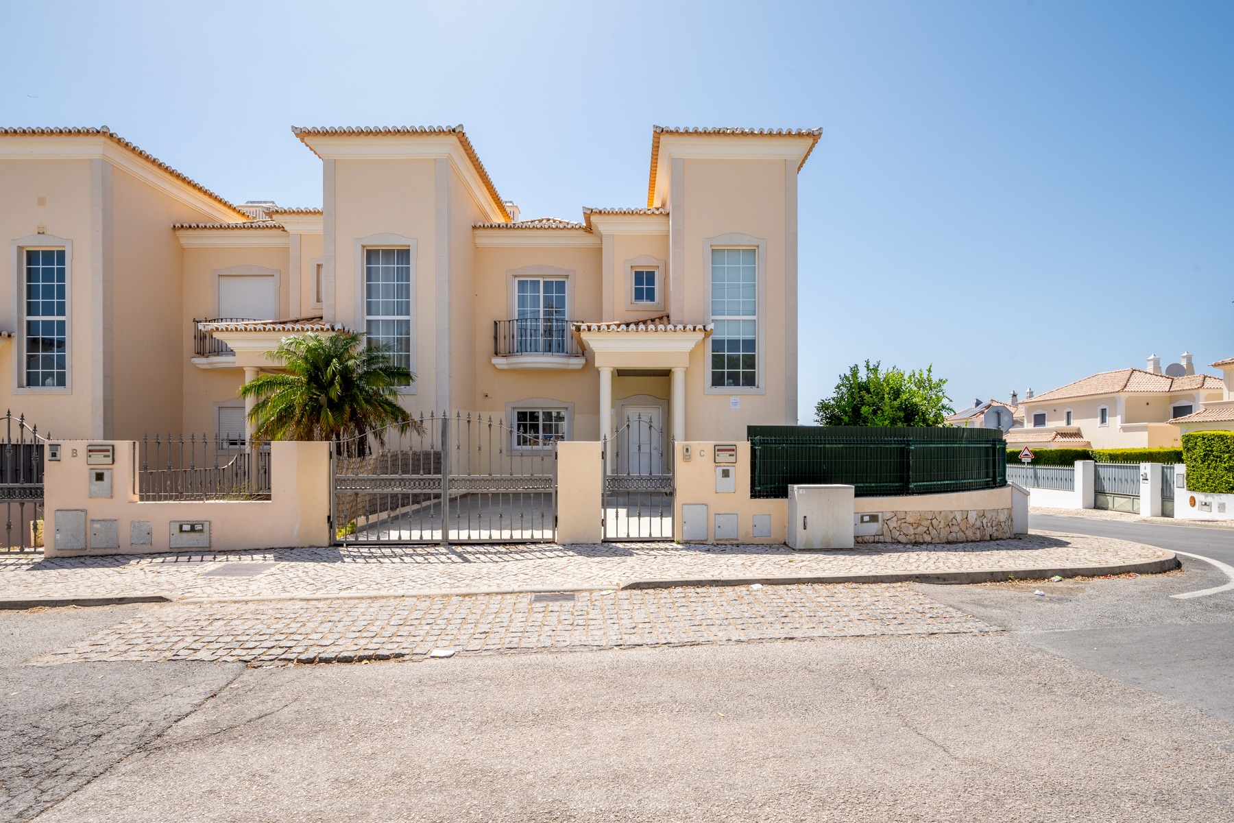  Semi-detached house, 3 bedrooms, for Sale - 物件實景