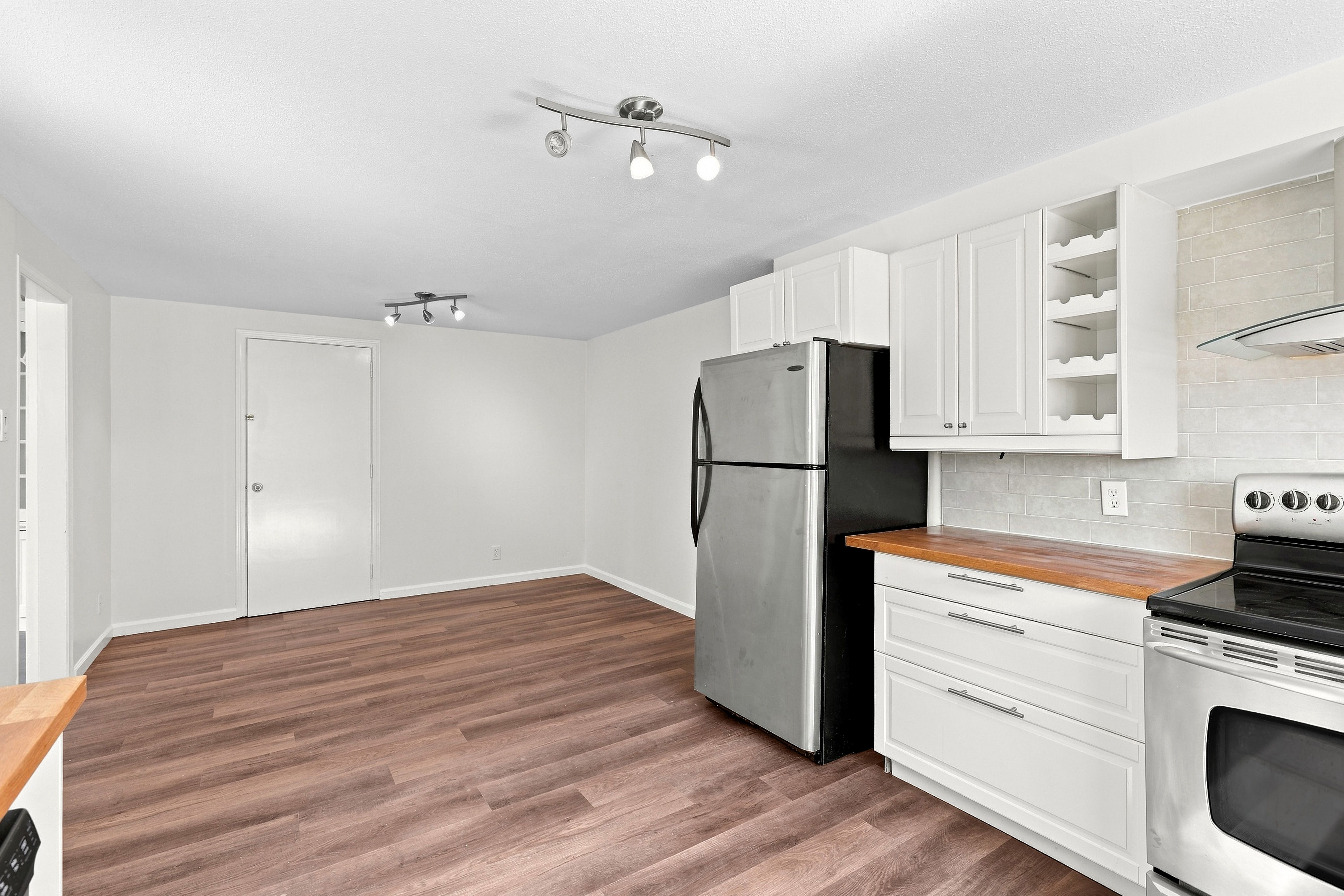  705 Greenlee Road, Whitehall, PA 15227 - 物件實景