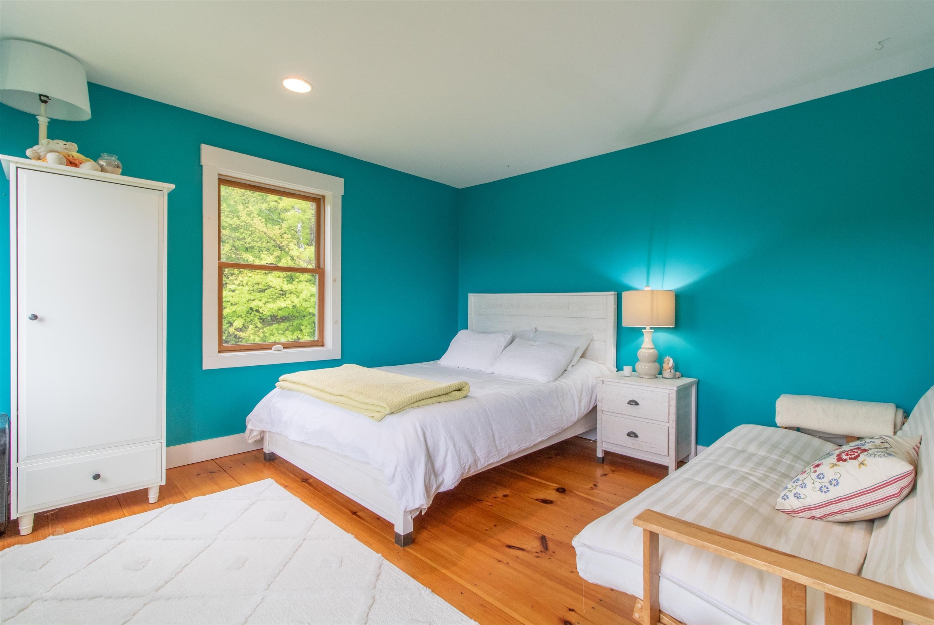 Kirby, Vermont, 05851, United States, 5 Bedrooms Bedrooms, ,3 BathroomsBathrooms,Residential,For Sale,2036584