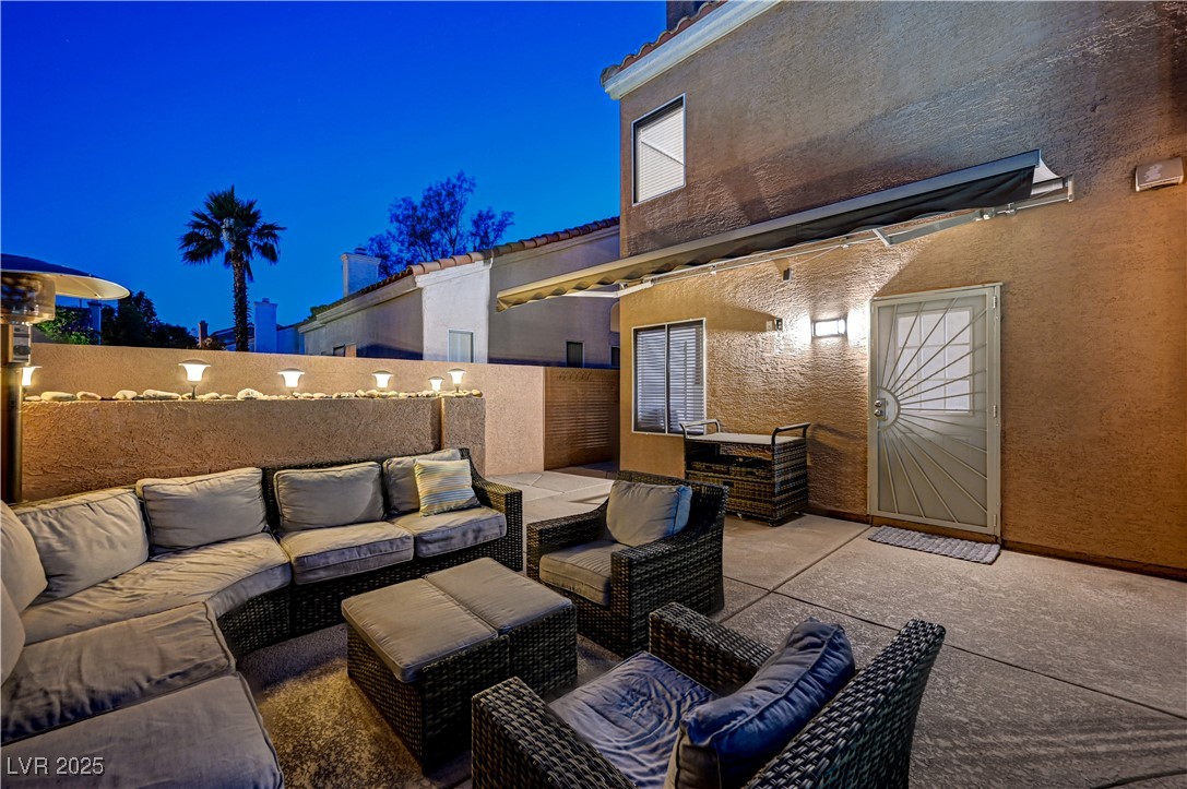 Las Vegas, Nevada, 89134, United States, 4 Bedrooms Bedrooms, ,3 BathroomsBathrooms,Residential,For Sale,1998518