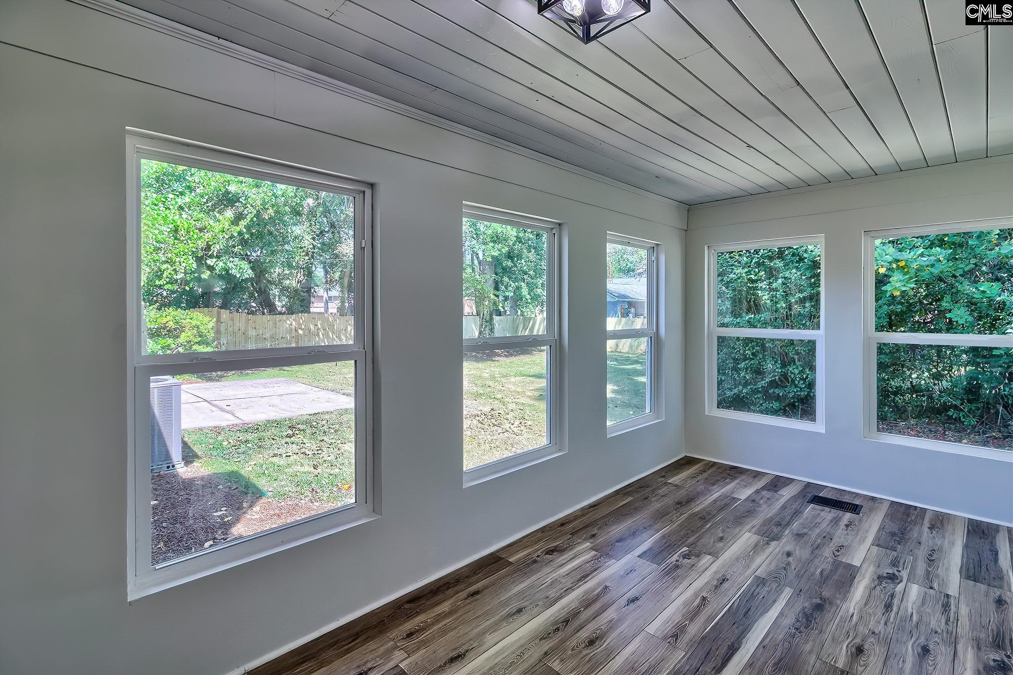 Cayce, South Carolina, 29033, United States, 3 Bedrooms Bedrooms, ,3 BathroomsBathrooms,Residential,For Sale,1875561