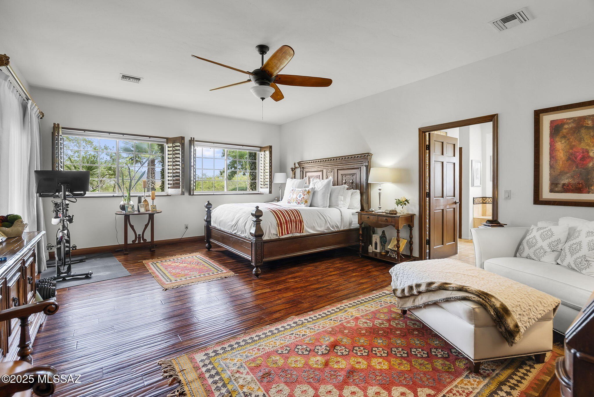 Nogales, Arizona, 85621, United States, 4 Bedrooms Bedrooms, ,7 BathroomsBathrooms,Residential,For Sale,1975895