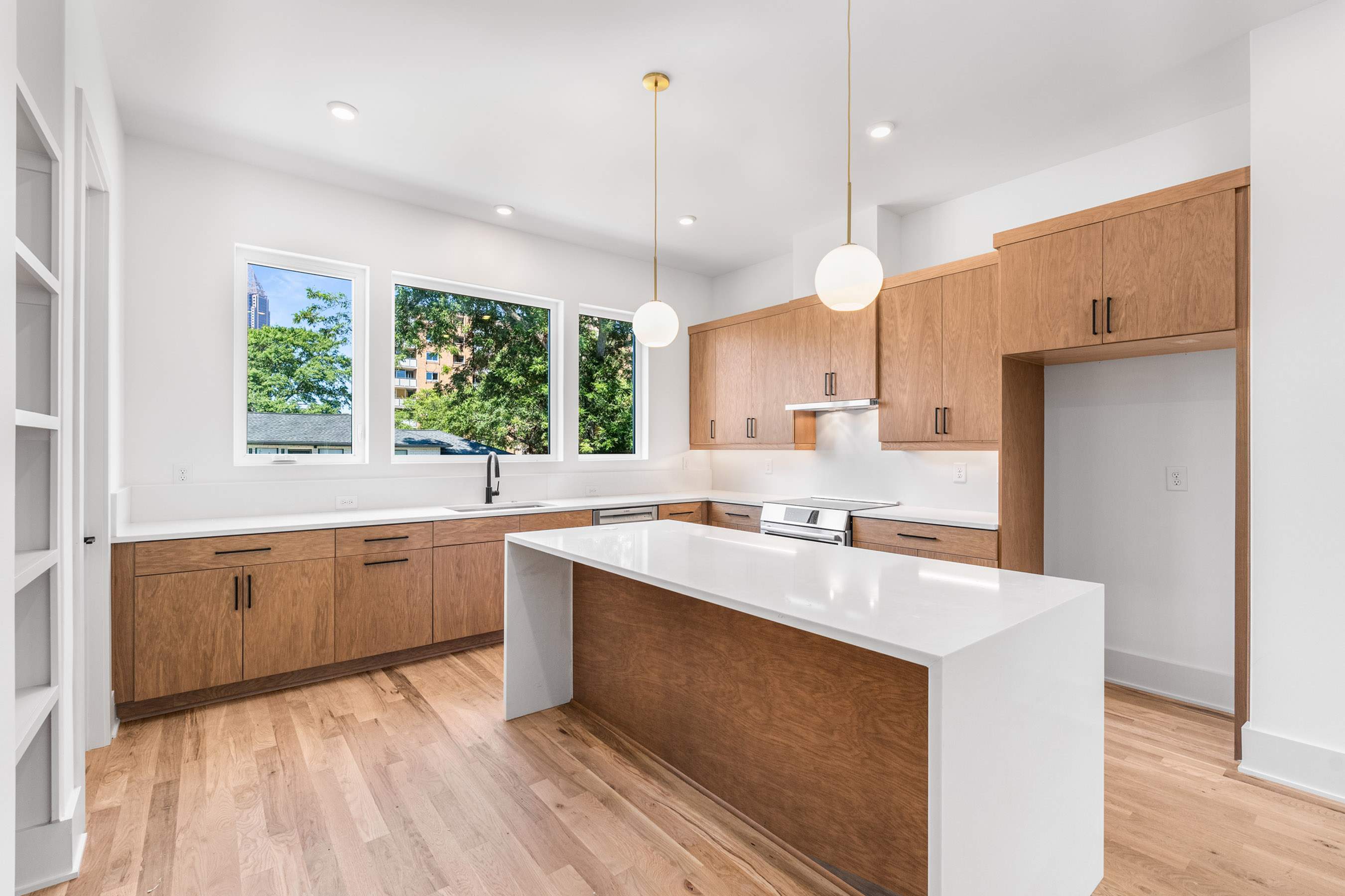  Living in the Heart of Old Fourt Ward Welcome to the Newly Built Community - 物件實景