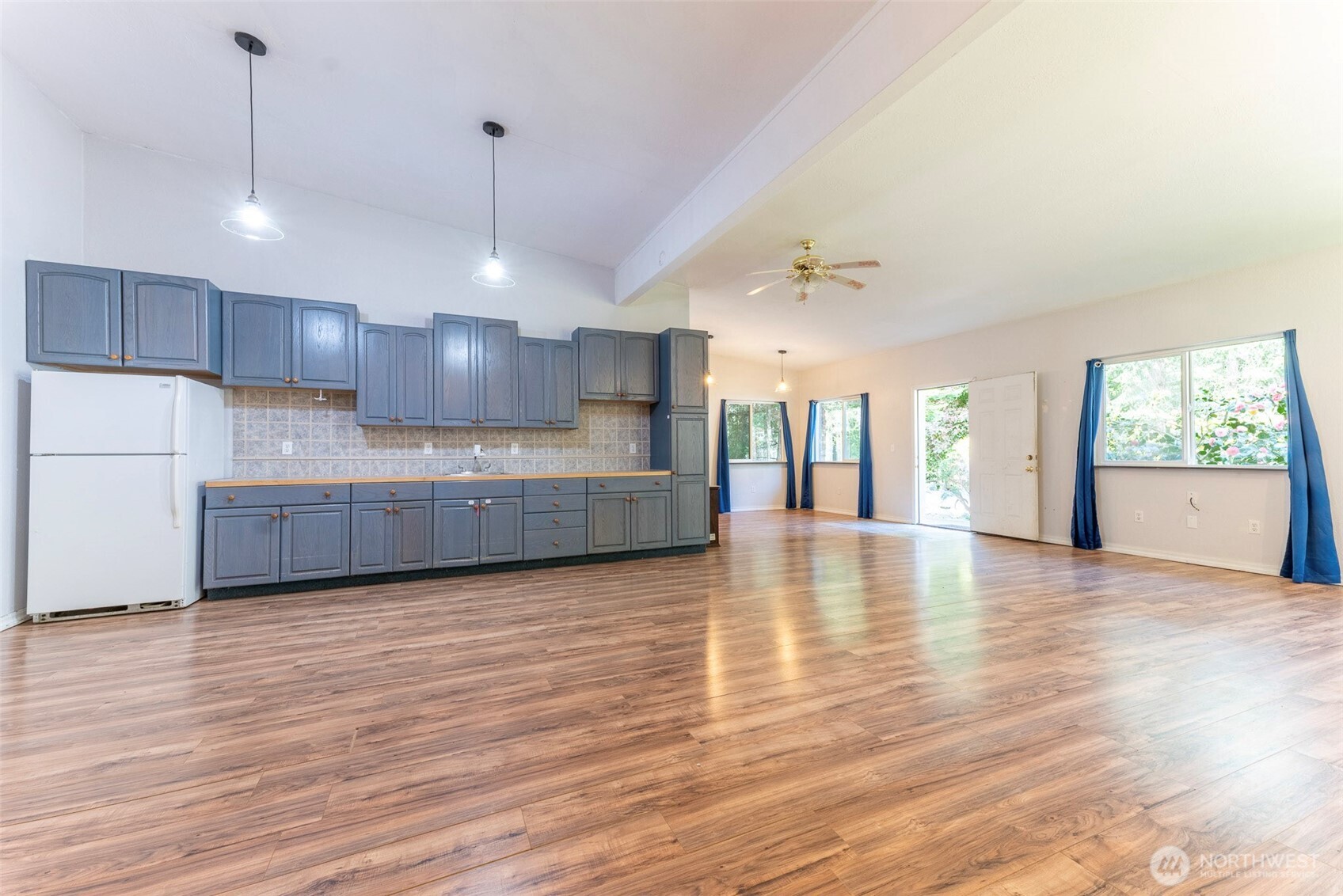 Friday Harbor, Washington, 98250, United States, 3 Bedrooms Bedrooms, ,2 BathroomsBathrooms,Residential,For Sale,1795081