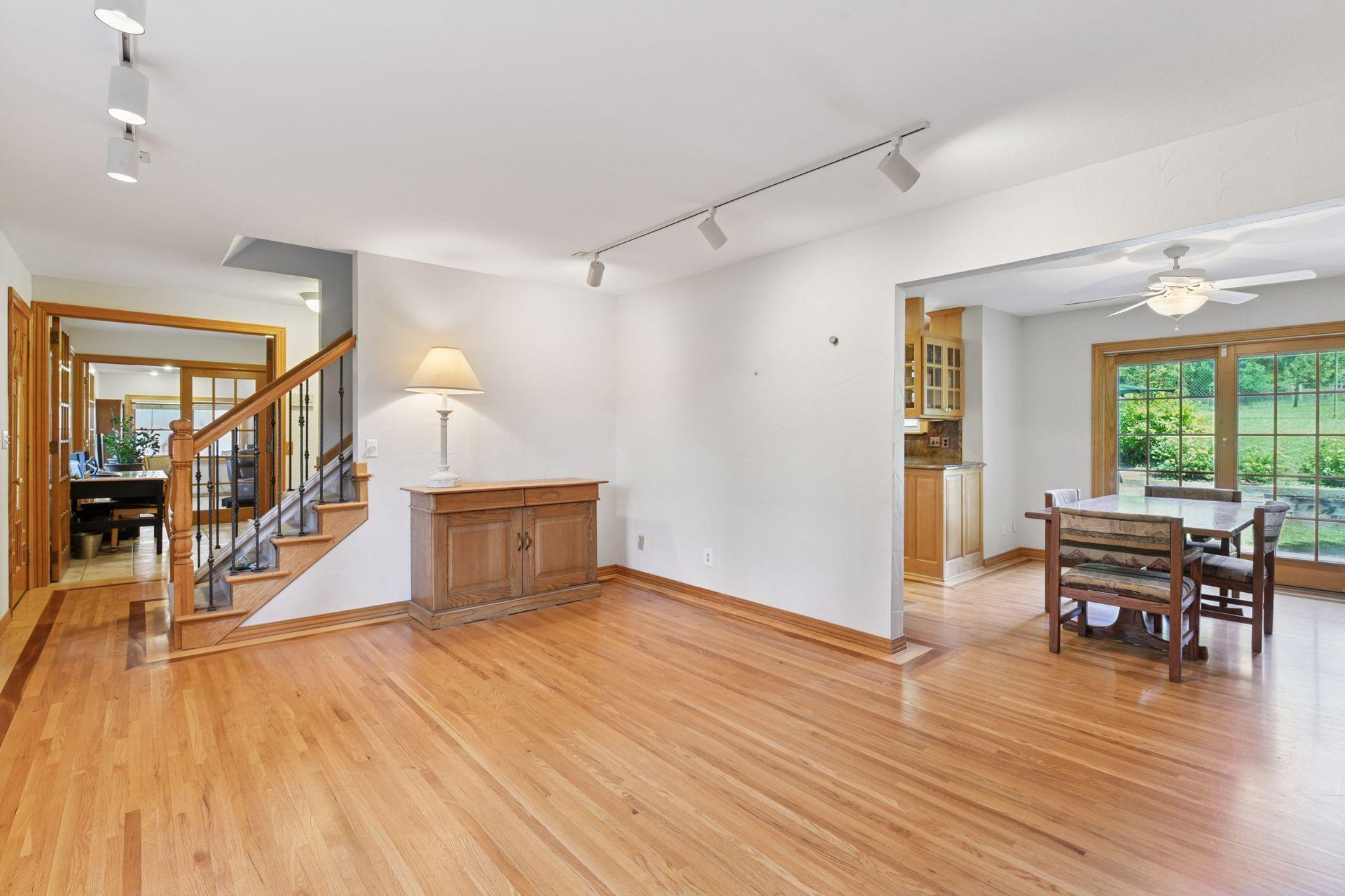 Minnetrista, Minnesota, 55364, United States, 3 Bedrooms Bedrooms, ,2 BathroomsBathrooms,Residential,For Sale,1902548