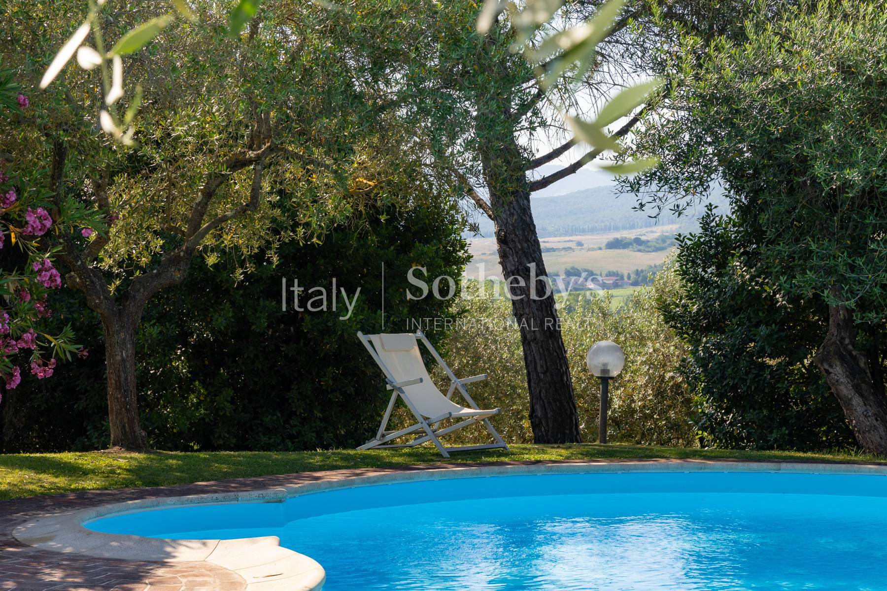  Tuscan estate with vineyards and winery - 物件實景