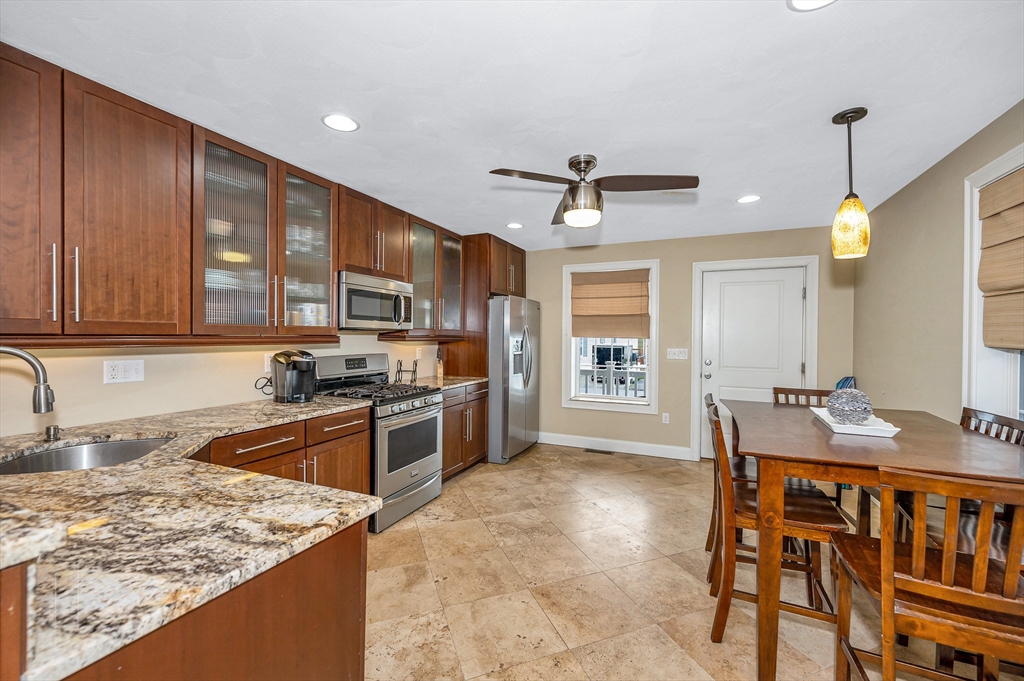 Salisbury, Massachusetts, 01952, United States, 4 Bedrooms Bedrooms, ,3 BathroomsBathrooms,Residential,For Sale,1899525