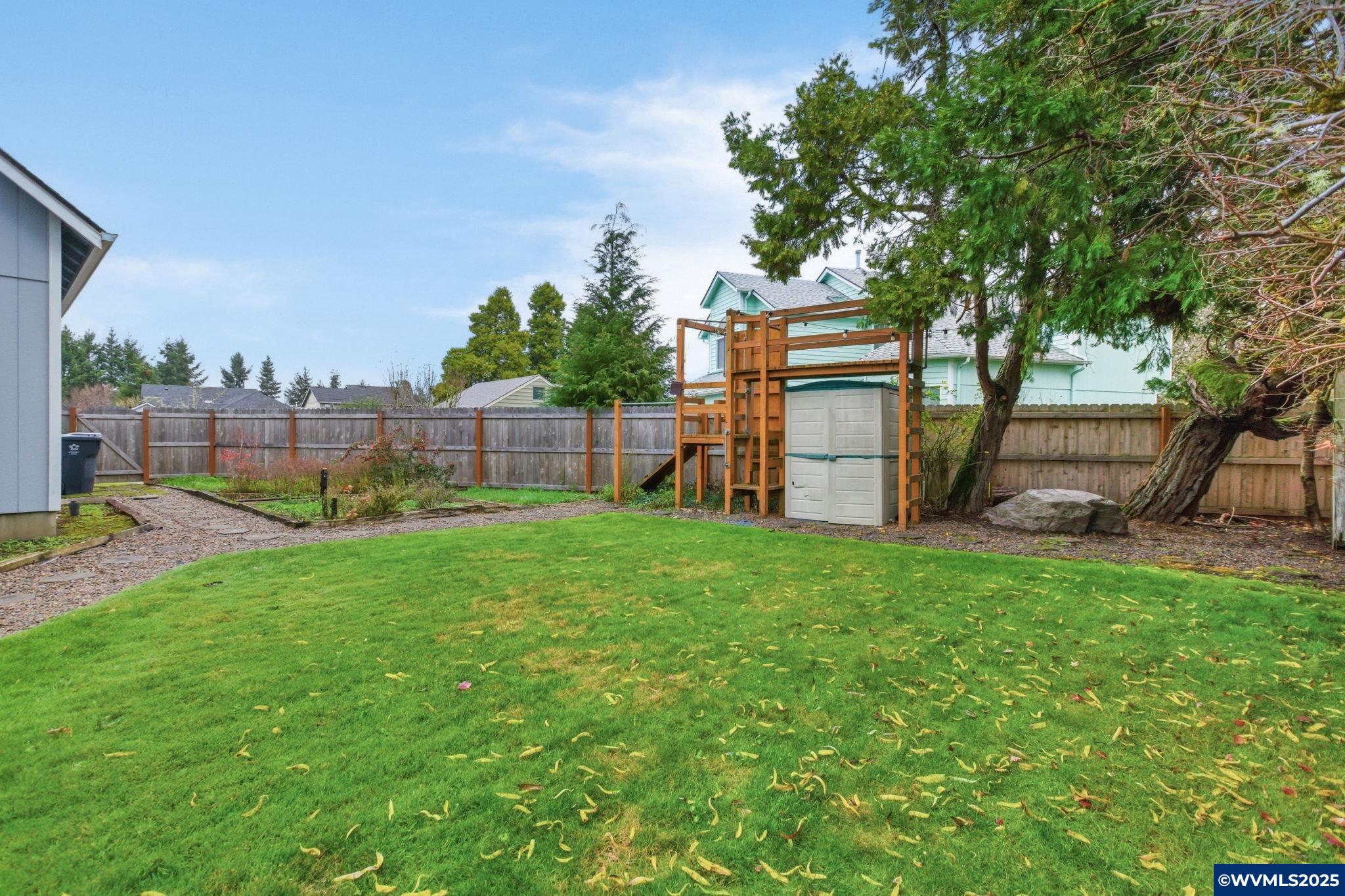 Corvallis, Oregon, 97333, United States, 4 Bedrooms Bedrooms, ,3 BathroomsBathrooms,Residential,For Sale,1999072