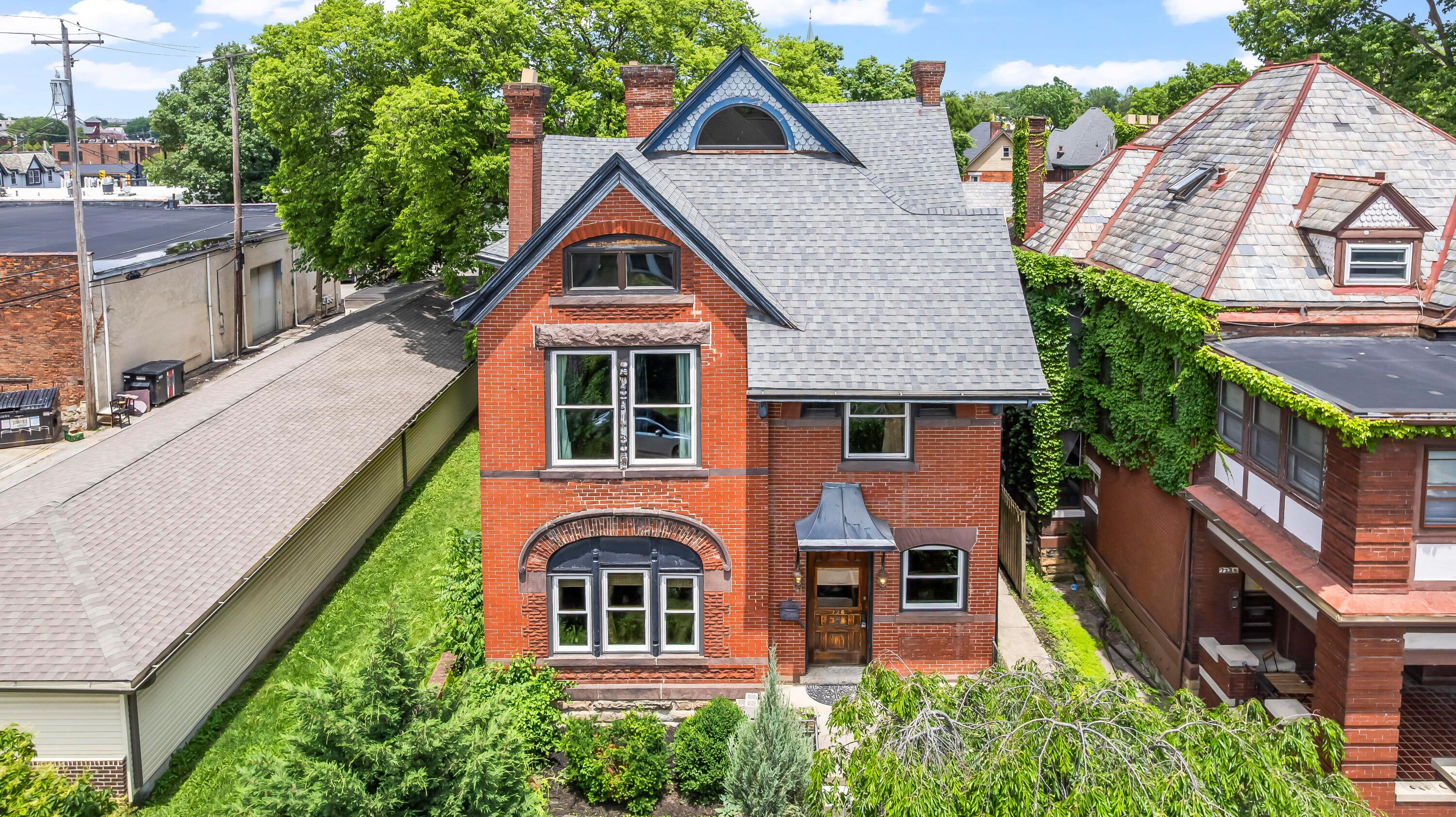 Columbus, Ohio, 43205, United States, 4 Bedrooms Bedrooms, ,3 BathroomsBathrooms,Residential,For Sale,1866885