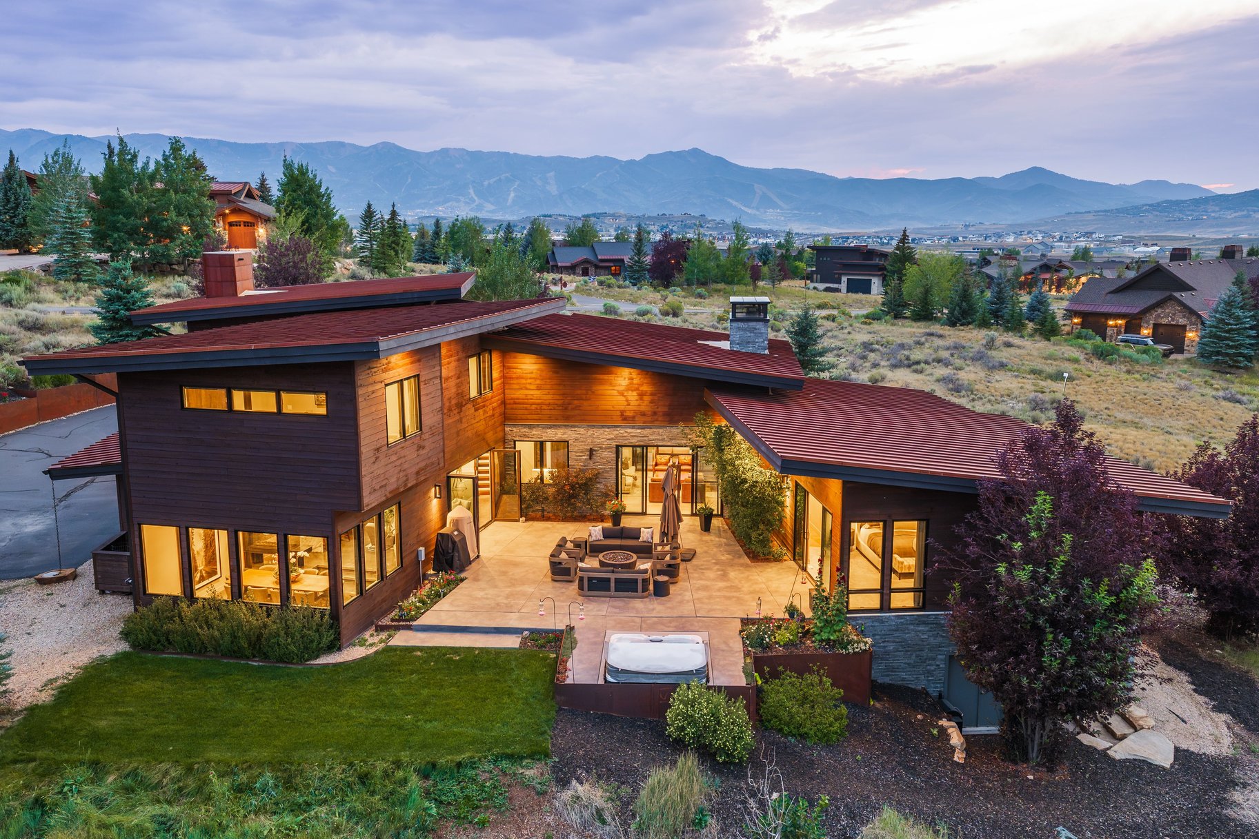  Contemporary Promontory Home with Exceptional Indoor-Outdoor Living - 物件實景