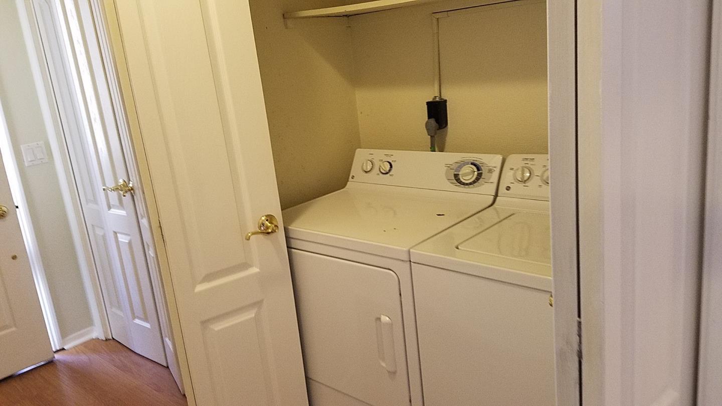 Campbell, California, 95008, United States, 2 Bedrooms Bedrooms, ,2 BathroomsBathrooms,Residential,For Sale,1872975