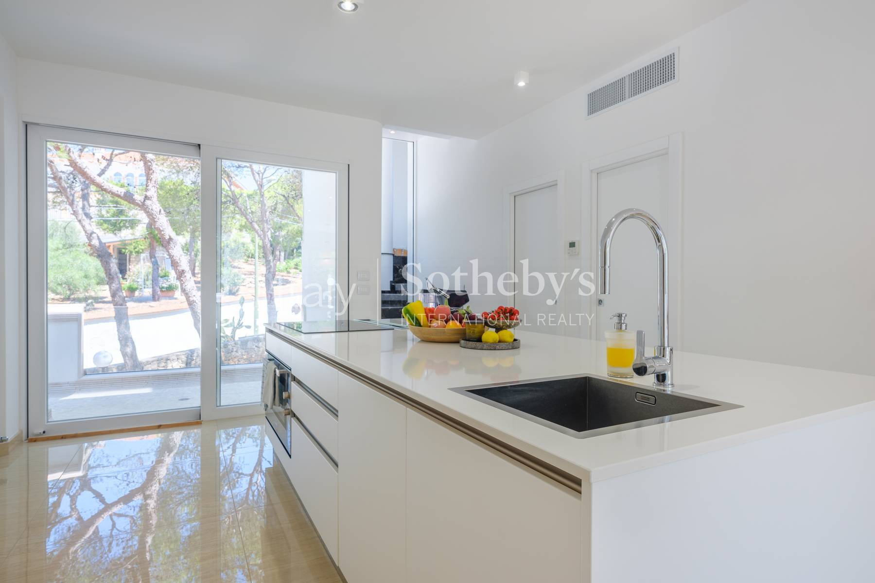  Prestigious villa with sea view pool - 物件實景