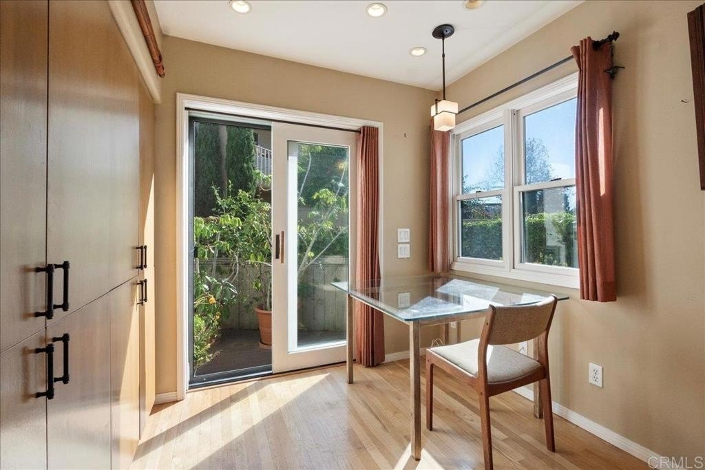 La Jolla, California, 92037, United States, 3 Bedrooms Bedrooms, ,3 BathroomsBathrooms,Residential,For Sale,1997509