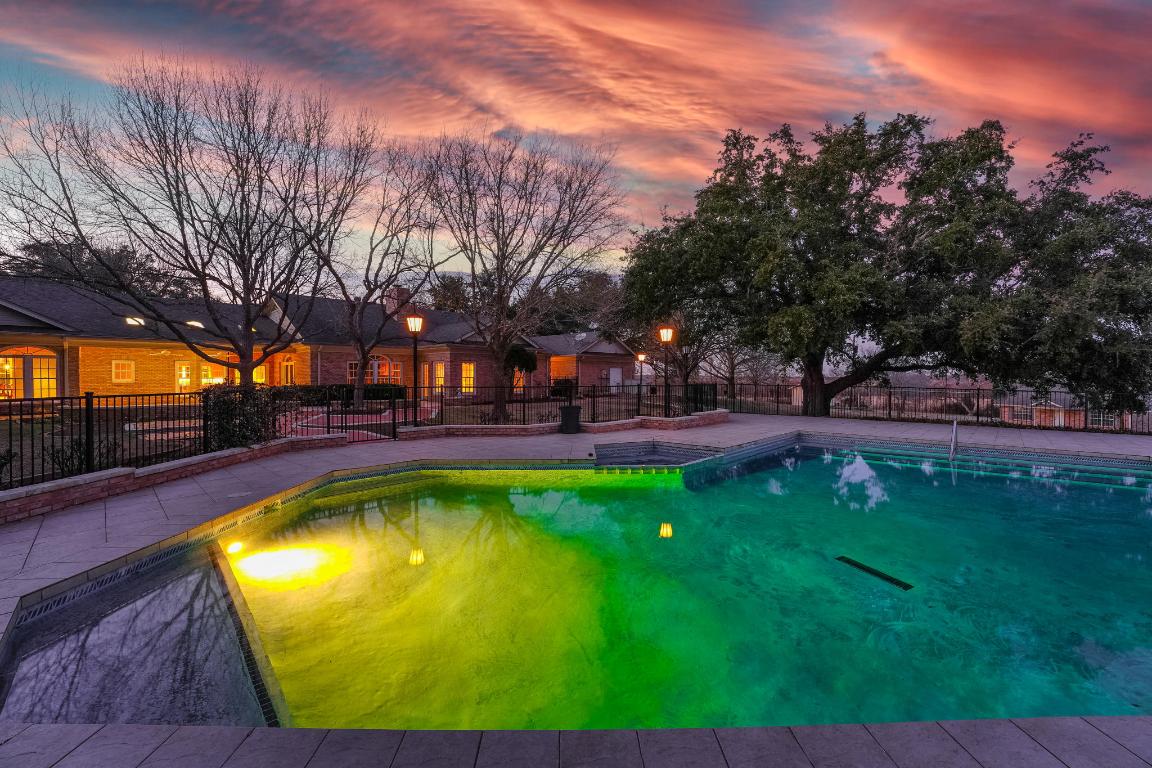 Belton, Texas, 76513, United States, 3 Bedrooms Bedrooms, ,5 BathroomsBathrooms,Residential,For Sale,1883238