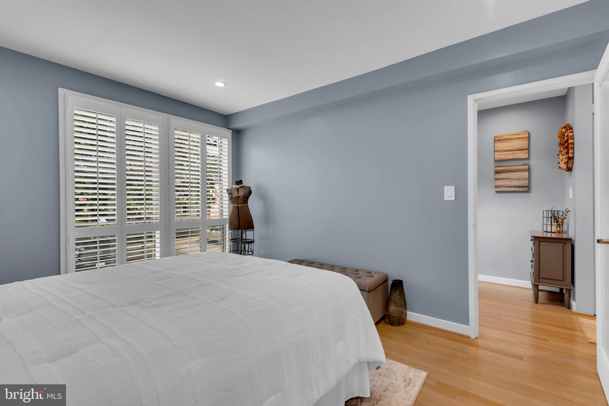 Washington, District of Columbia, 20024, United States, 3 Bedrooms Bedrooms, ,3 BathroomsBathrooms,Residential,For Sale,1943567
