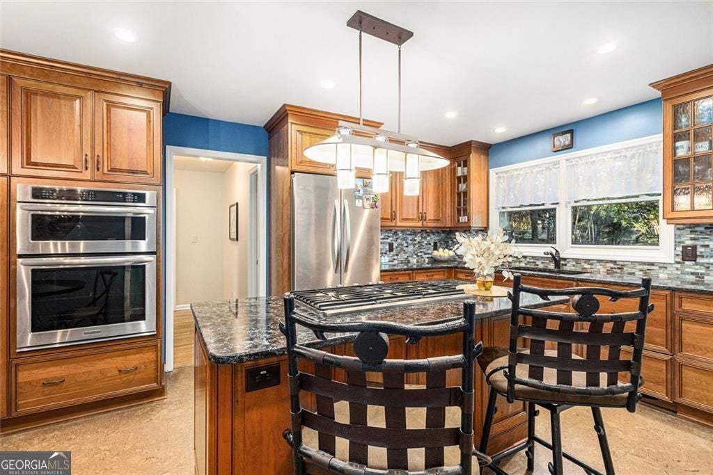 Roswell, Georgia, 30076, United States, 4 Bedrooms Bedrooms, ,3 BathroomsBathrooms,Residential,For Sale,1992516