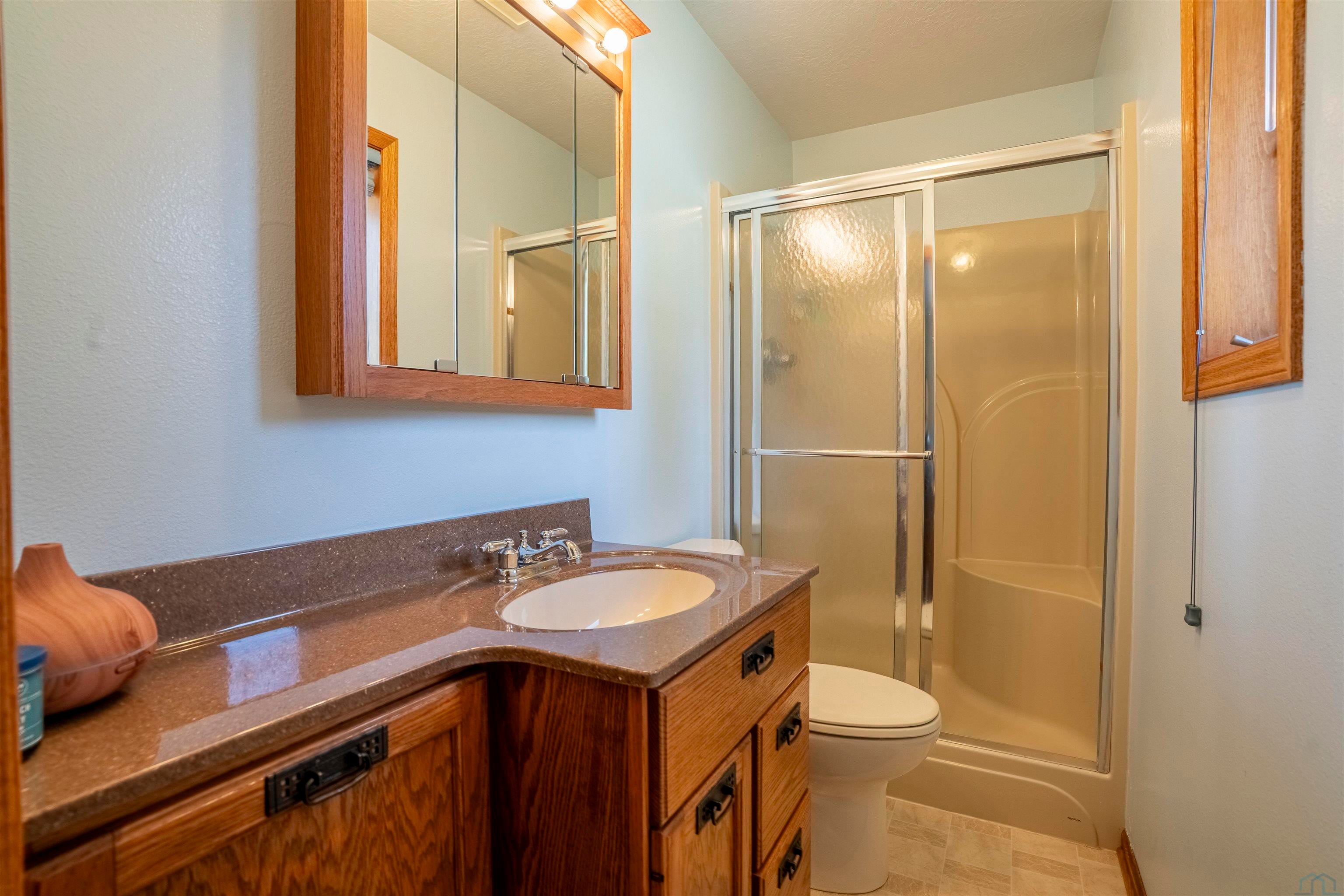 Sioux City, Iowa, 51108, United States, 3 Bedrooms Bedrooms, ,4 BathroomsBathrooms,Residential,For Sale,2035847
