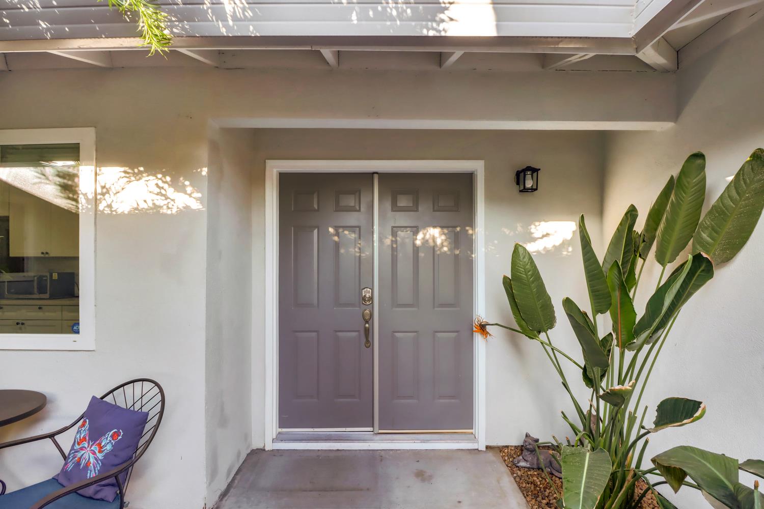 Sacramento, California, 95826, United States, 3 Bedrooms Bedrooms, ,2 BathroomsBathrooms,Residential,For Sale,1991468