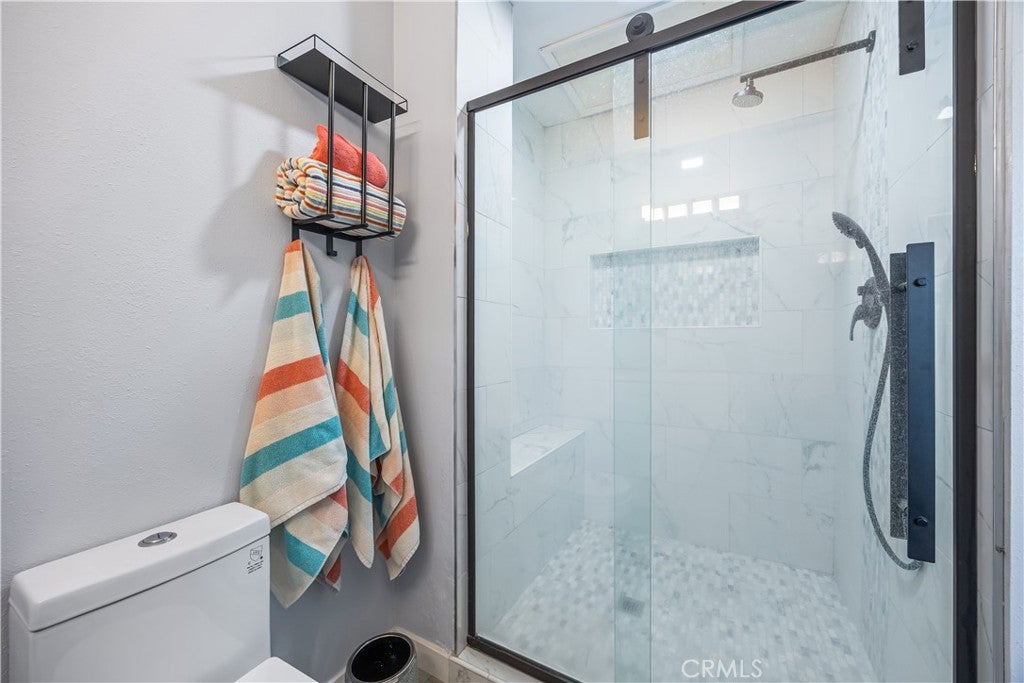 Lompoc, California, 93436, United States, 2 Bedrooms Bedrooms, ,3 BathroomsBathrooms,Residential,For Sale,1998544