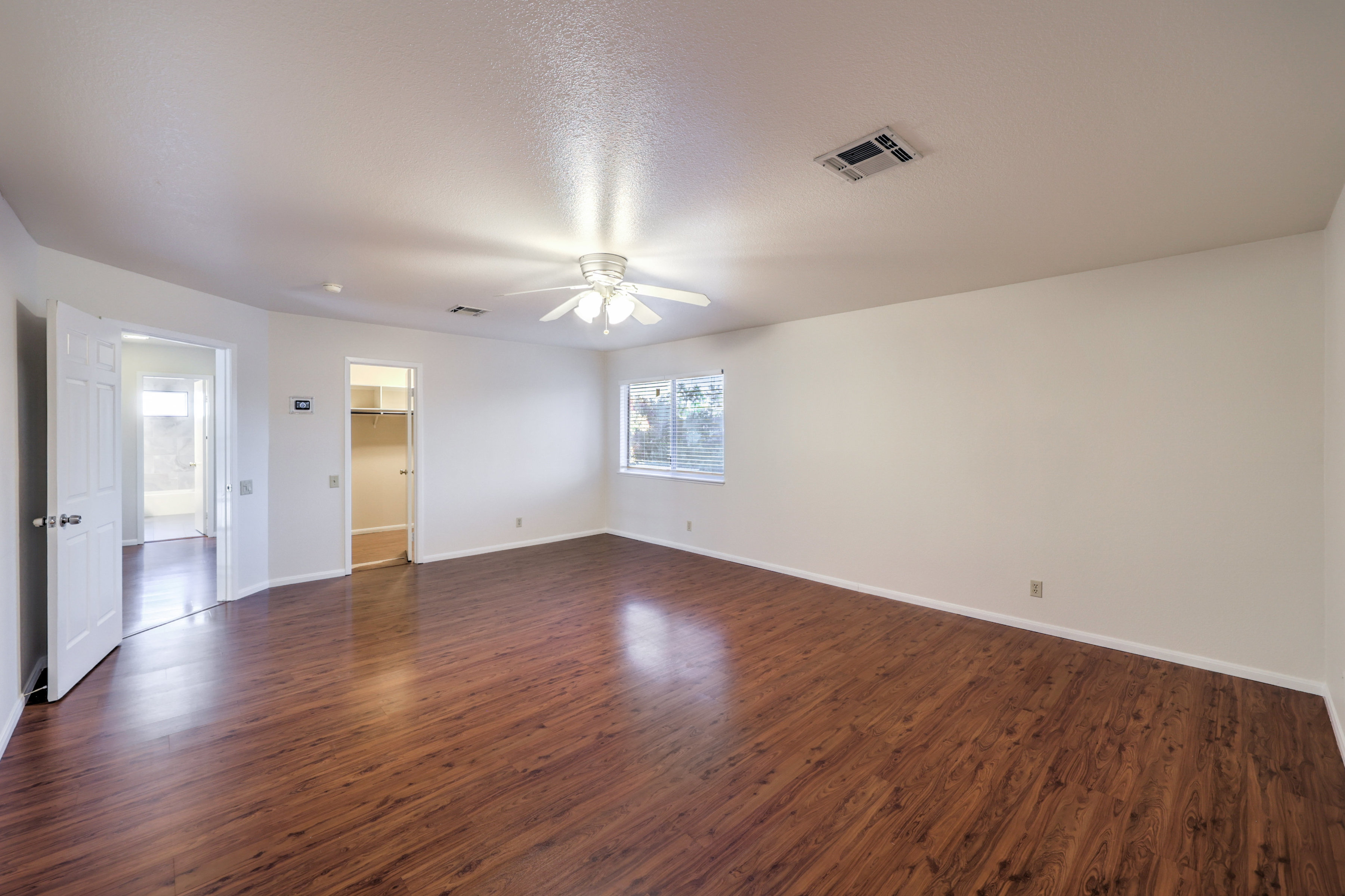  New to Market - 物件實景