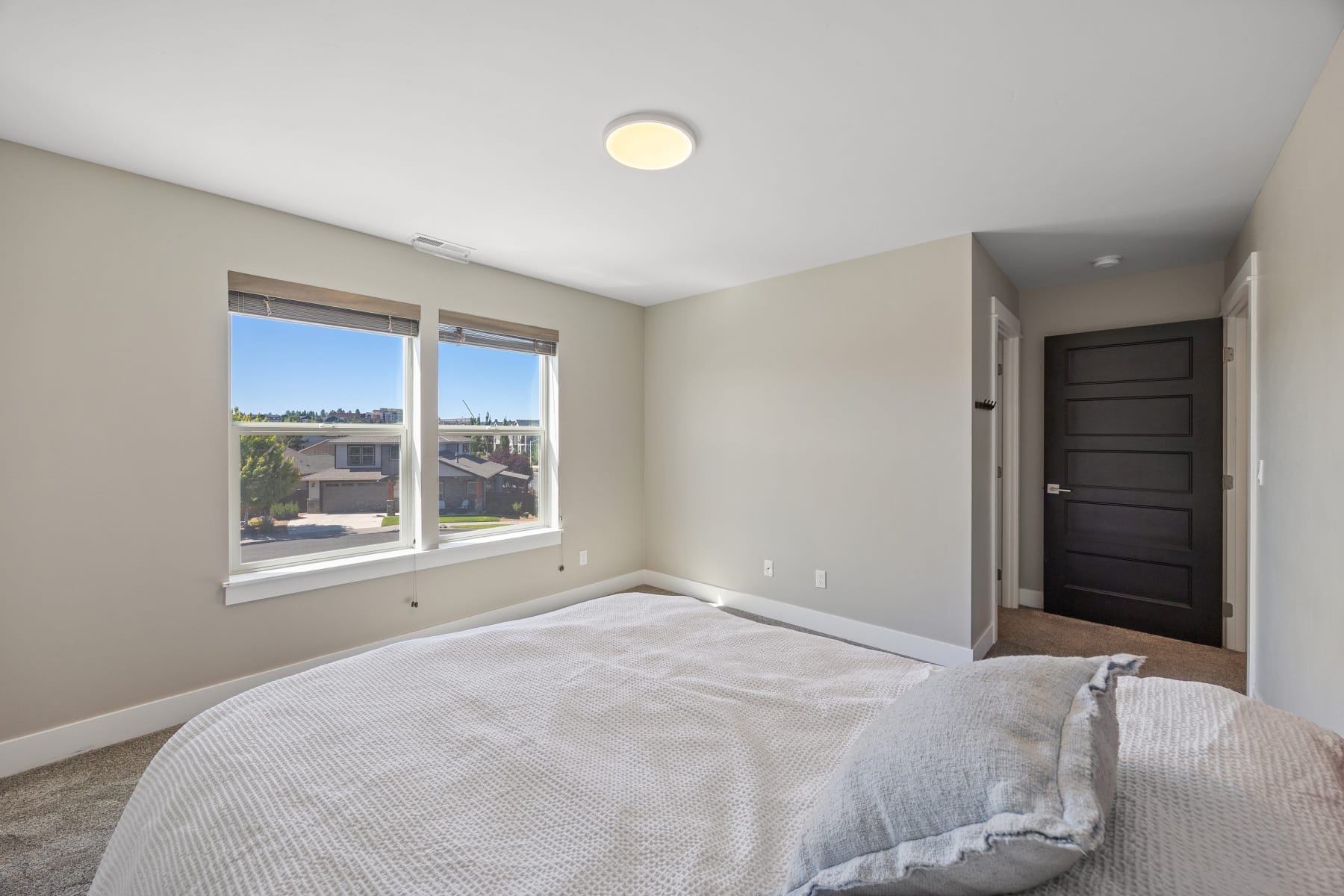  2350 NE Purcell Court Bend, OR 97701 - 物件實景