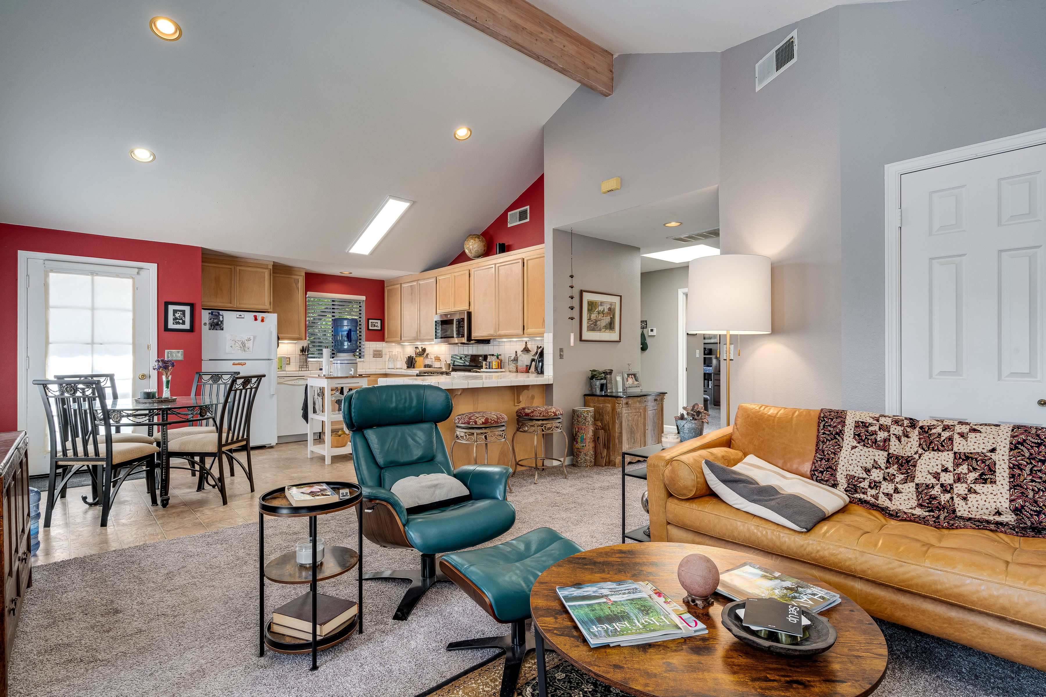  1040 Mount George Avenue - 物件實景