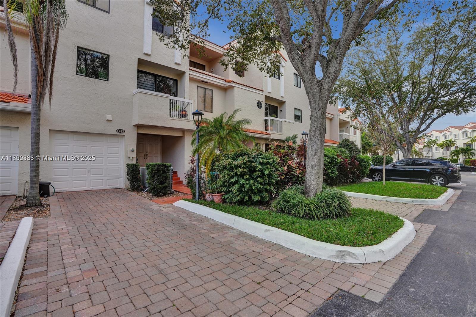 Aventura, Florida, 33180, United States, 4 Bedrooms Bedrooms, ,4 BathroomsBathrooms,Residential,For Sale,1826404