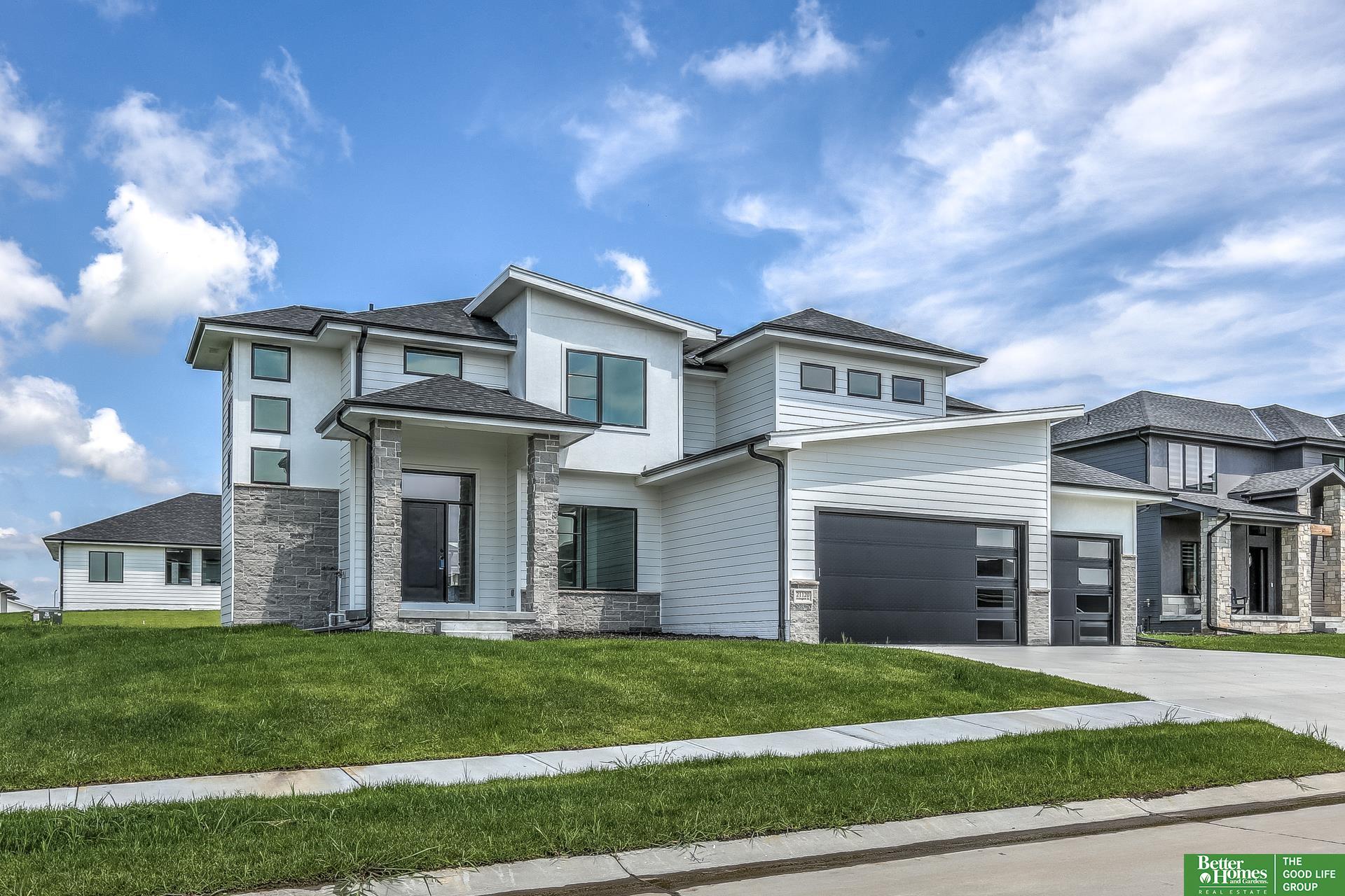 Arlington St, Elkhorn, NE 68022 #1