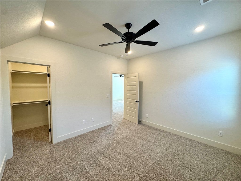 Rogers, Arkansas, 72758, United States, 5 Bedrooms Bedrooms, ,3 BathroomsBathrooms,Residential,For Sale,2002249