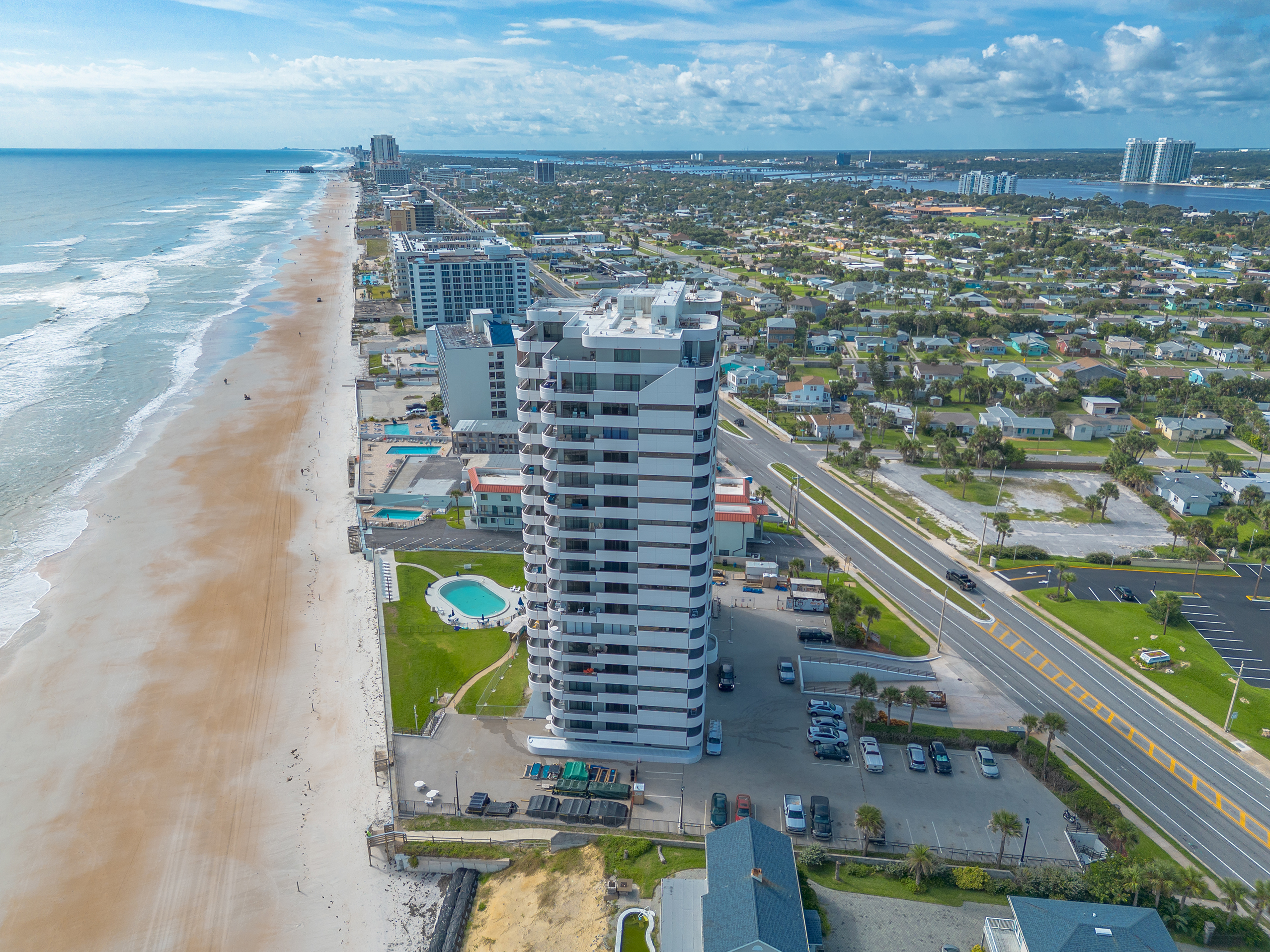 Daytona Beach, Florida, 32118, United States, 3 Bedrooms Bedrooms, ,2 BathroomsBathrooms,Residential,For Sale,1981159