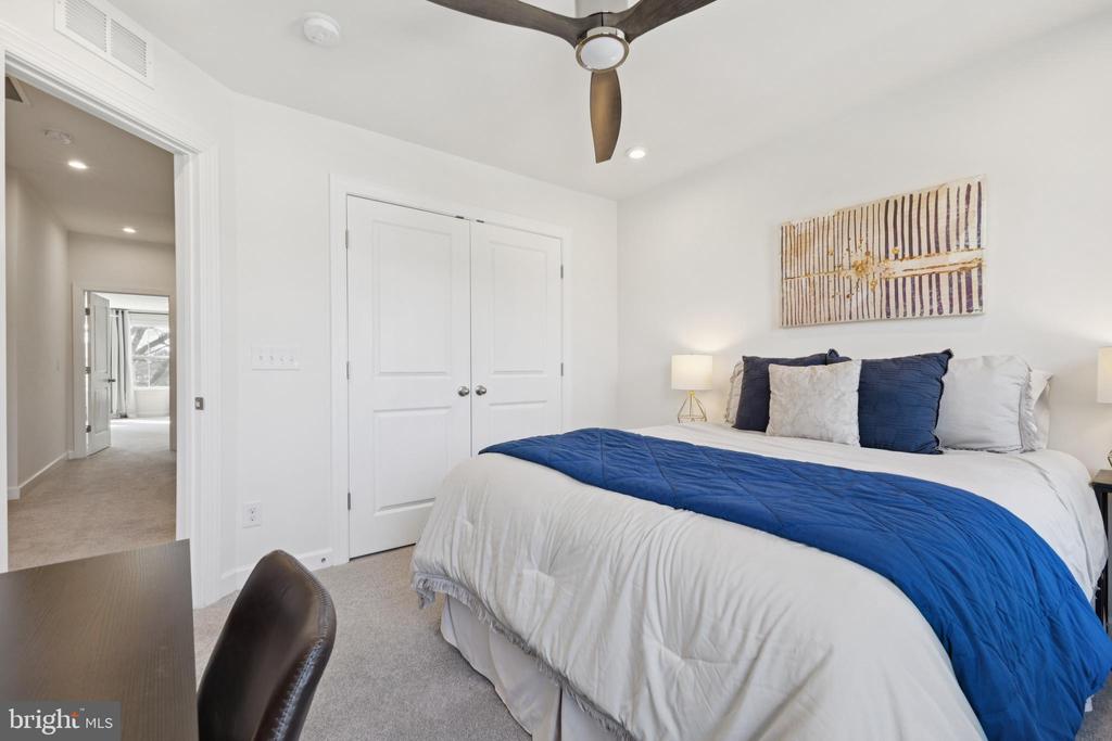 Alexandria, Virginia, 22306, United States, 3 Bedrooms Bedrooms, ,4 BathroomsBathrooms,Residential,For Sale,2019701