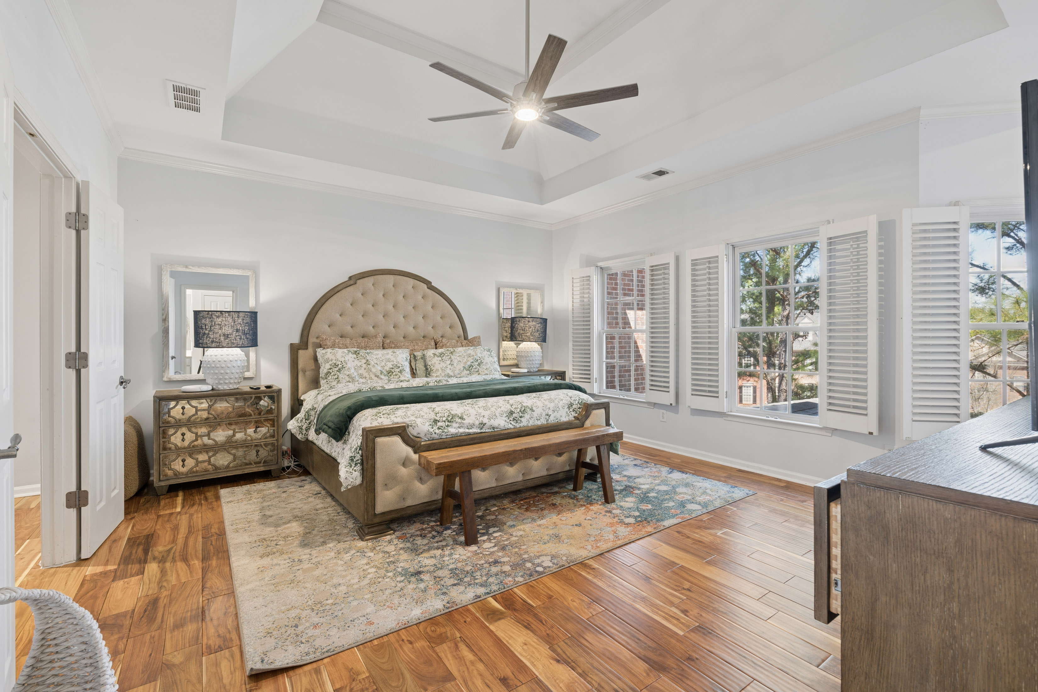  Elegant and Light-filled Townhome in Gated Olde Ivy at Vinings Community - 物件實景