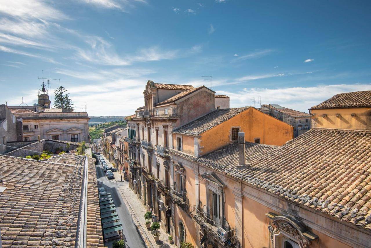 Ragusa, Ragusa, 97100, IT, 11 Bedrooms Bedrooms, ,11 BathroomsBathrooms,Residential,For Sale,1687176