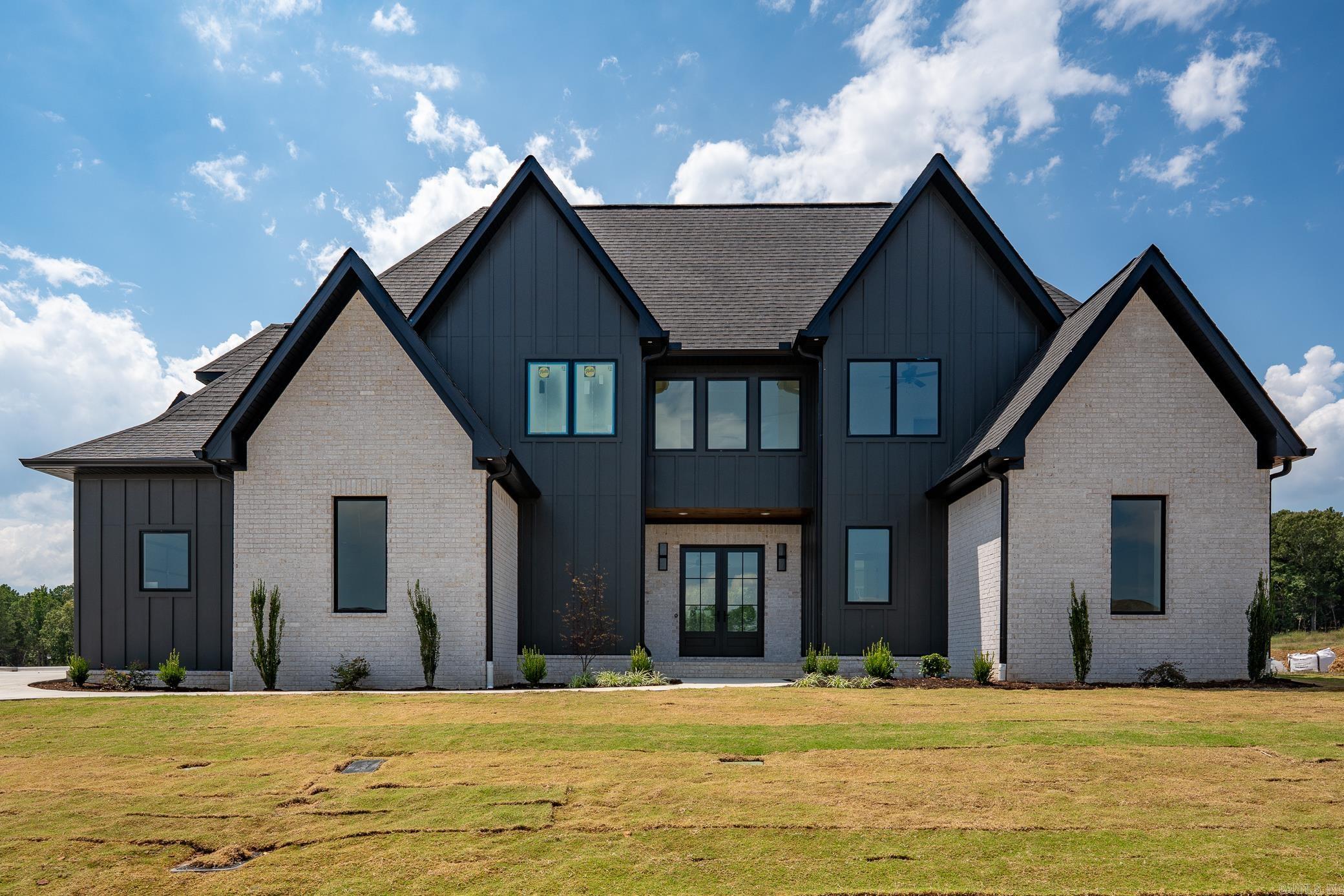 Conway, Arkansas, 72034, United States, 5 Bedrooms Bedrooms, ,5 BathroomsBathrooms,Residential,For Sale,1918145