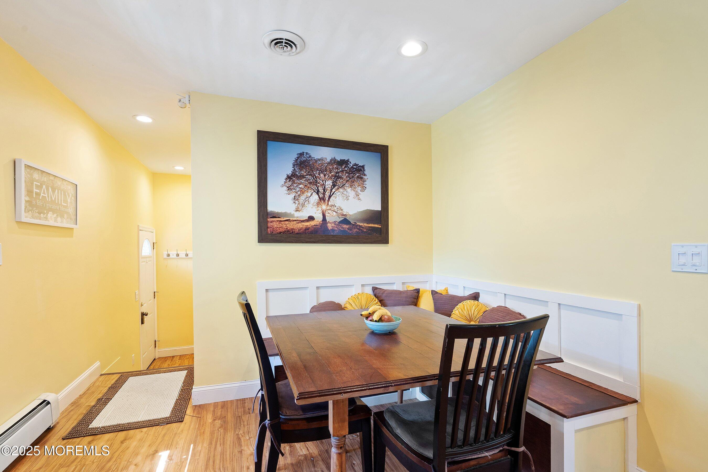 Brick, New Jersey, 08724, United States, 5 Bedrooms Bedrooms, ,3 BathroomsBathrooms,Residential,For Sale,1976432