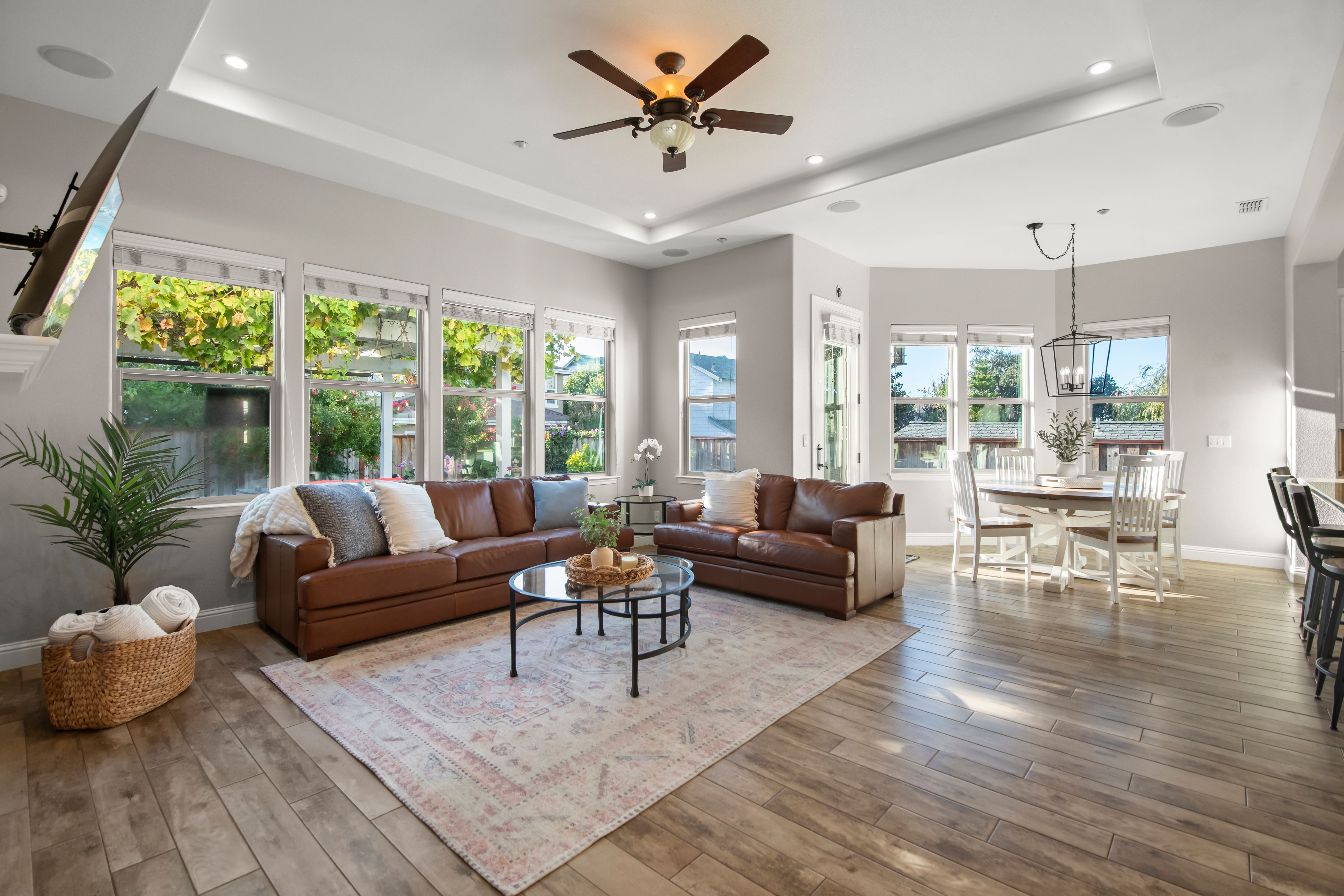  Spacious, Turnkey Living in the Heart of West Petaluma - 物件實景