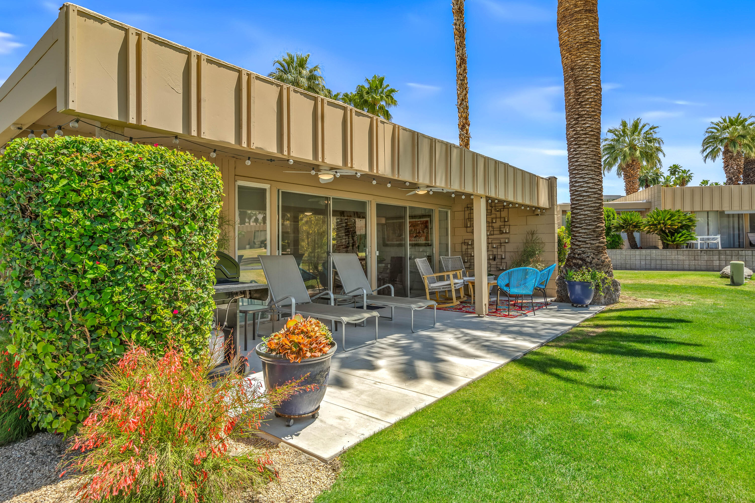 Palm Desert, California, 92260, United States, 2 Bedrooms Bedrooms, ,2 BathroomsBathrooms,Residential,For Sale,1795236