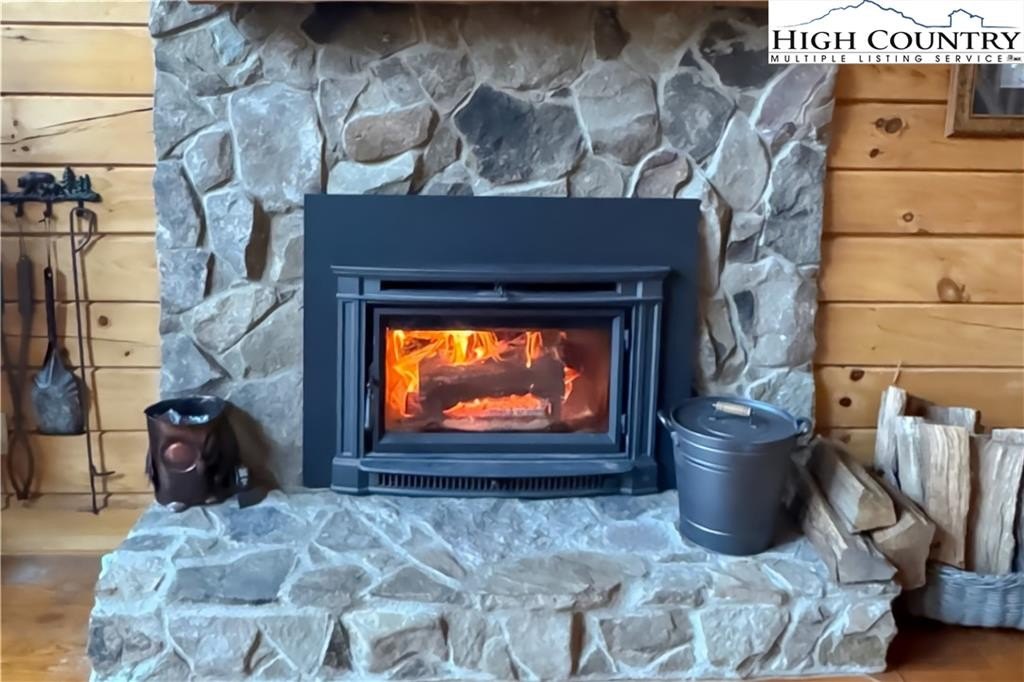 Ferguson, North Carolina, 28624, United States, 3 Bedrooms Bedrooms, ,2 BathroomsBathrooms,Residential,For Sale,1989940