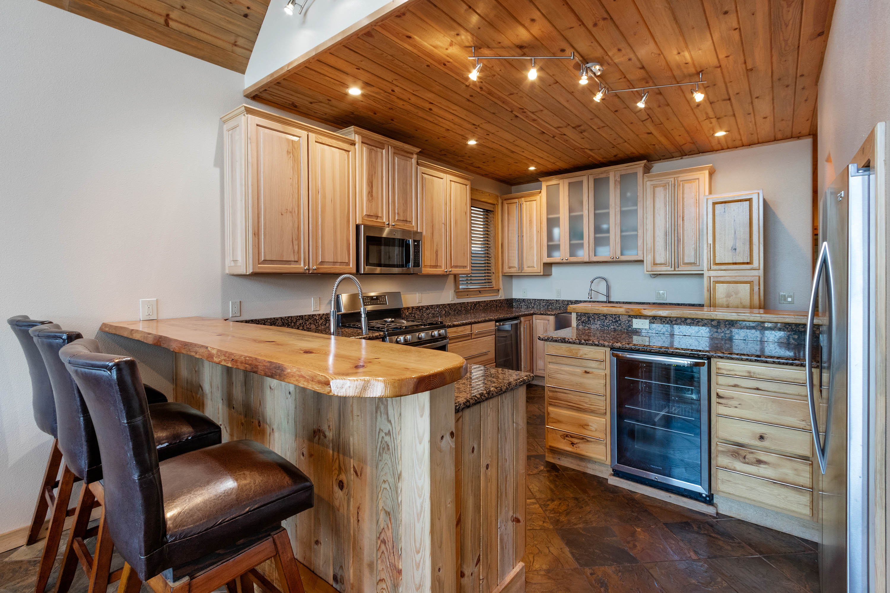 Sagle, Idaho, 83860, United States, 4 Bedrooms Bedrooms, ,2 BathroomsBathrooms,Residential,For Sale,2013773