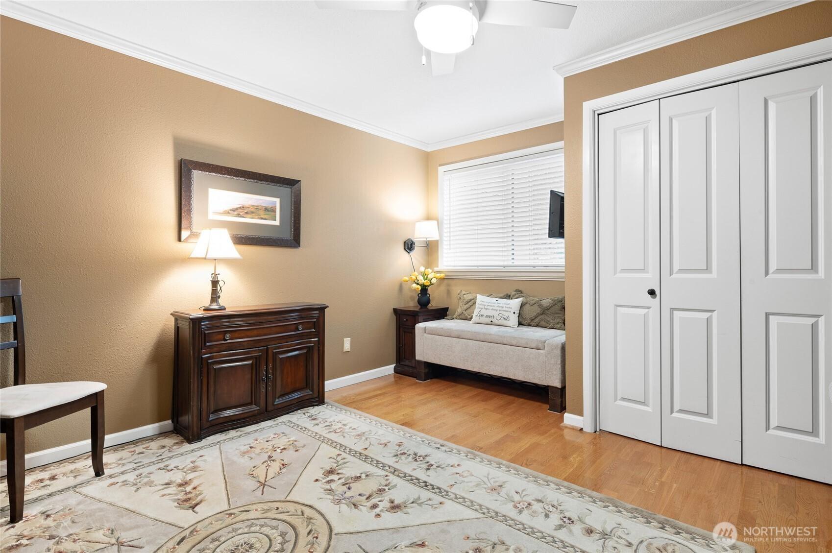 KIRKLAND, Washington, 98033, United States, 2 Bedrooms Bedrooms, ,2 BathroomsBathrooms,Residential,For Sale,1827851