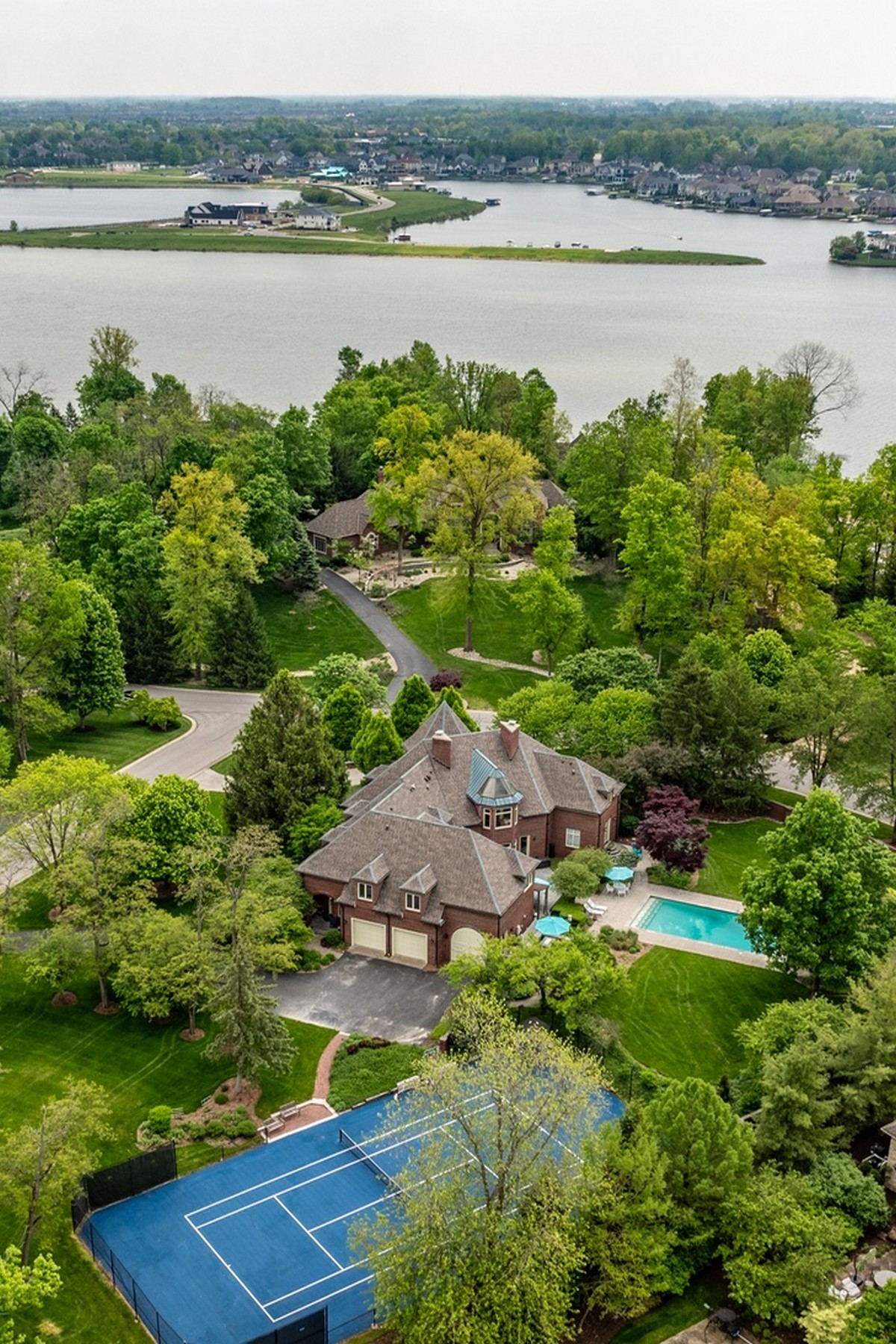  Grand Custom Carmel Home in a Private Secure Neighborhood - 物件實景