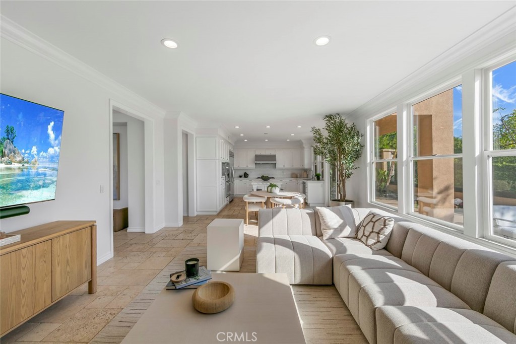 Newport Coast, California, 92657, United States, 5 Bedrooms Bedrooms, ,4 BathroomsBathrooms,Residential,For Sale,1991389