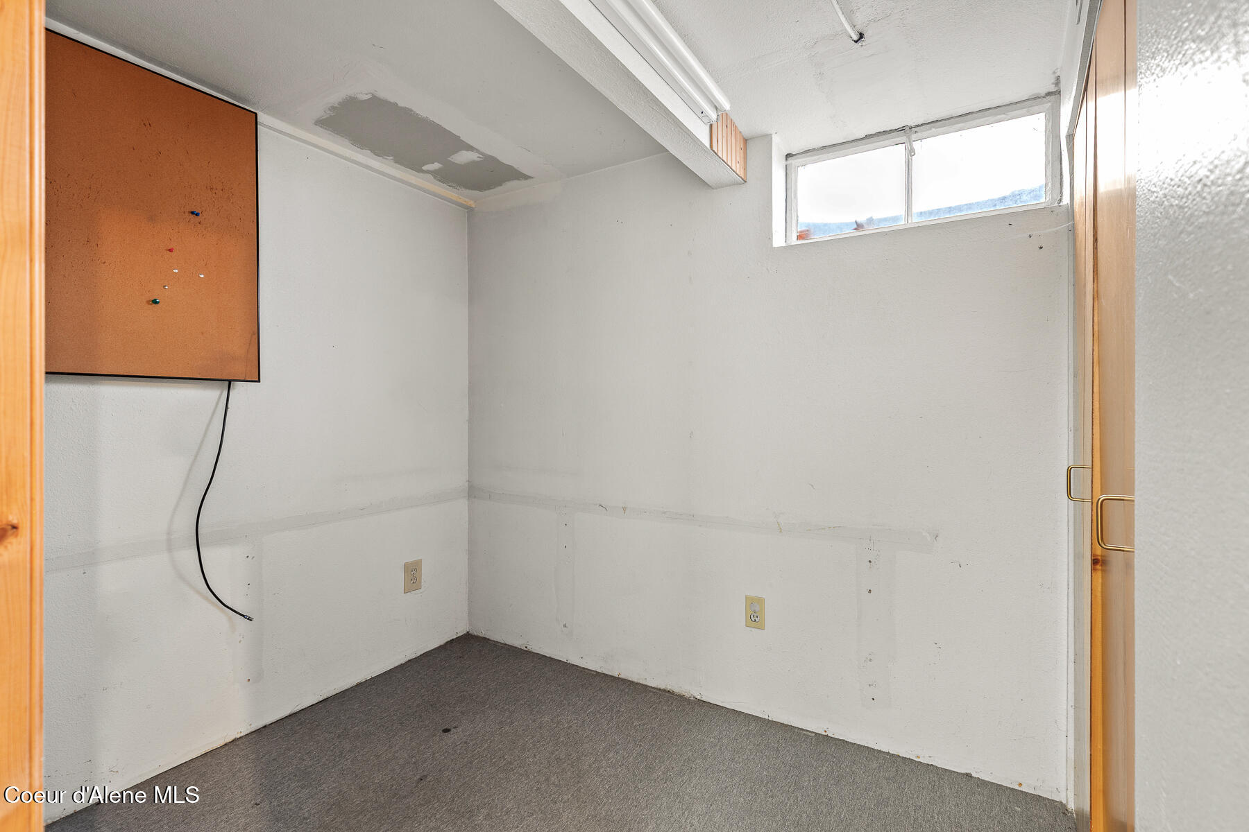 Coeur d'Alene, Idaho, 83814, United States, 3 Bedrooms Bedrooms, ,1 BathroomBathrooms,Residential,For Sale,2011779