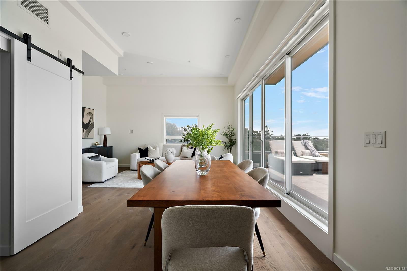 ESQUIMALT, British Columbia, V9A 6A1, CA, 2 Bedrooms Bedrooms, ,Residential,For Sale,1874796